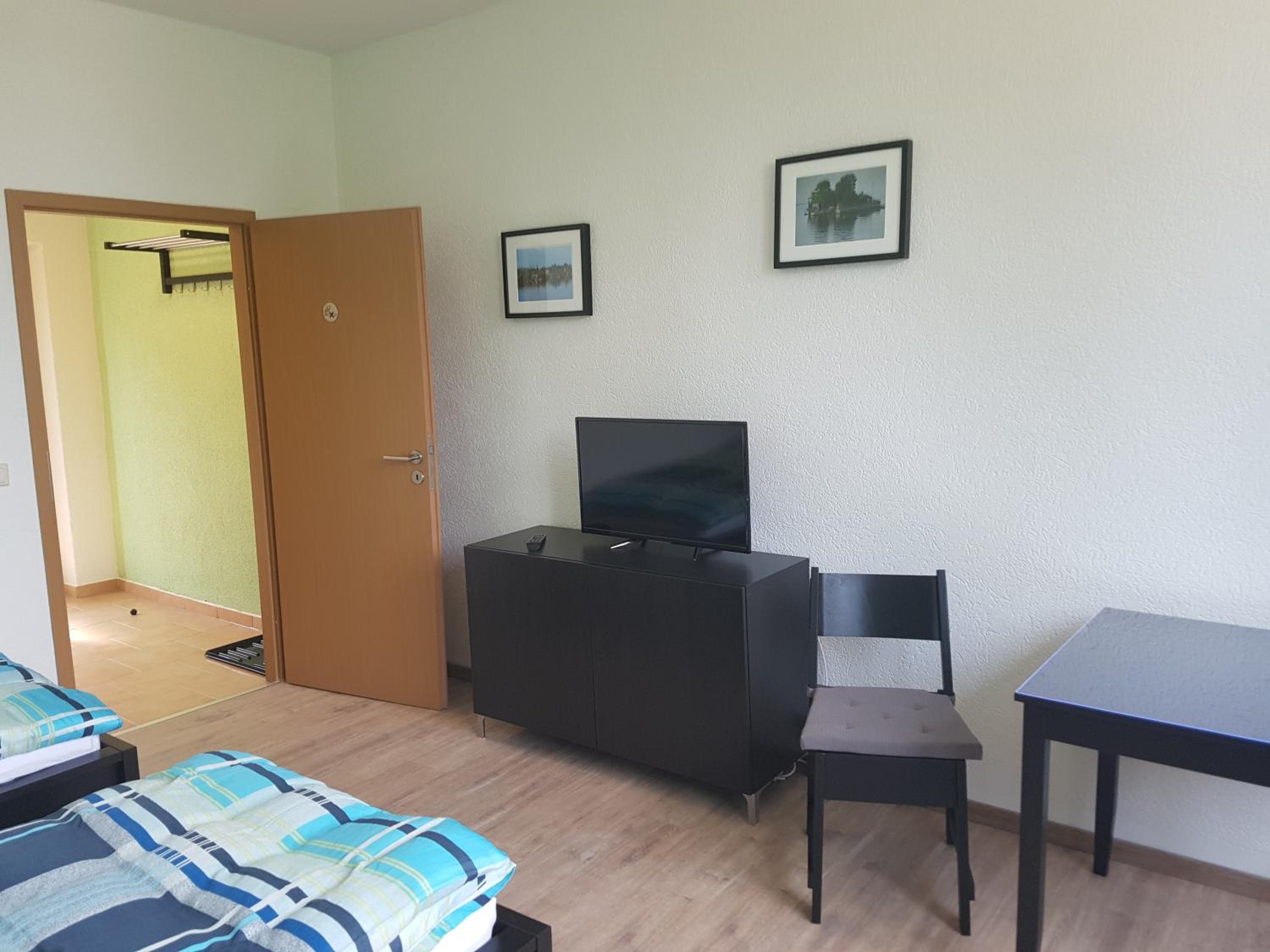 Double or Twin Room - Photo 9