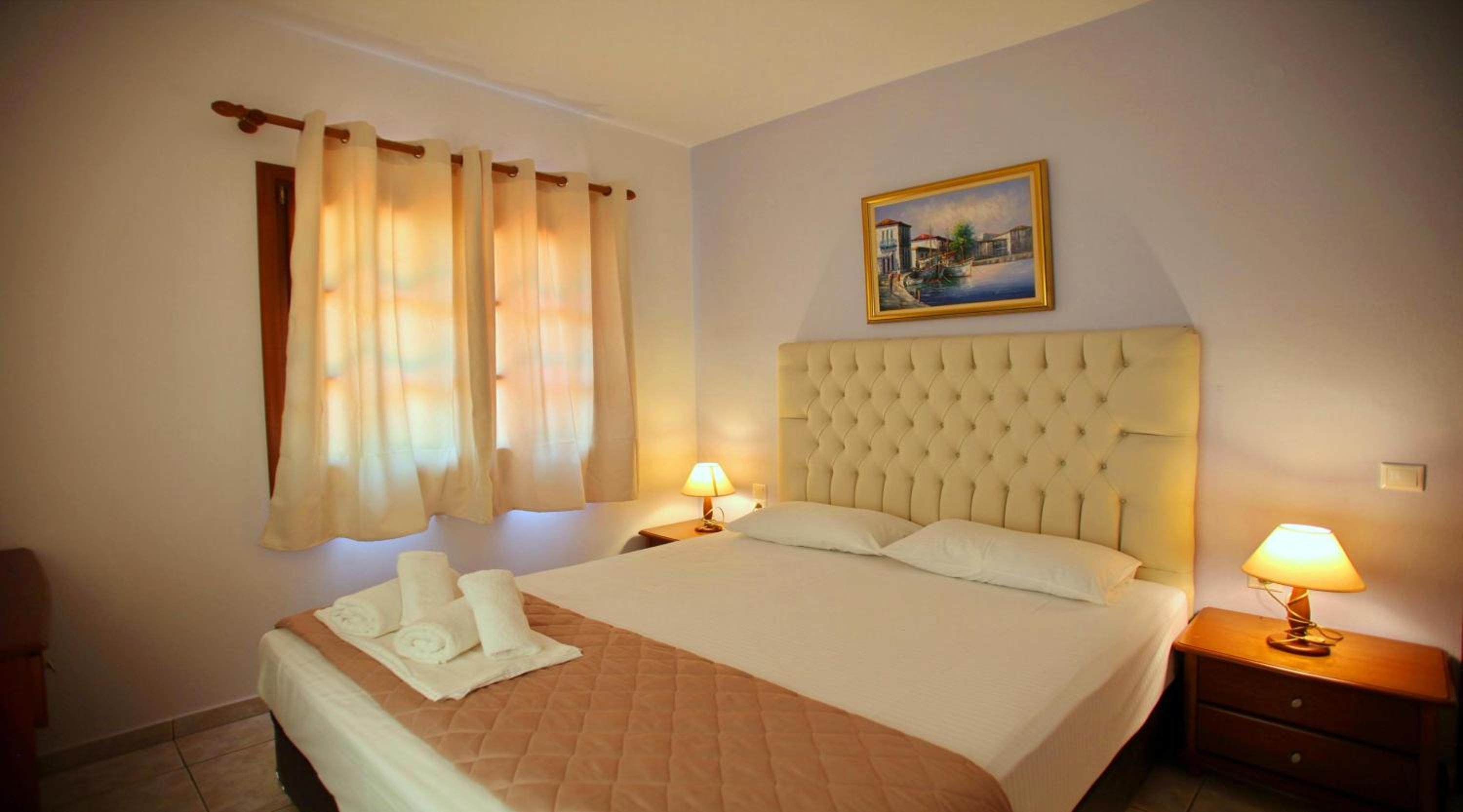  One Bedroom Apartment with Sea View