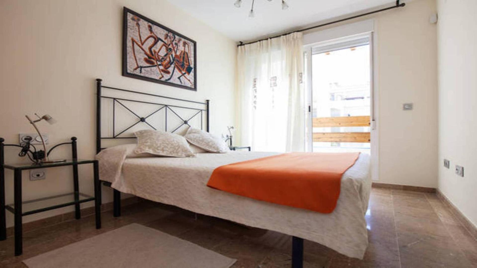 Apartamento con vista al jardín