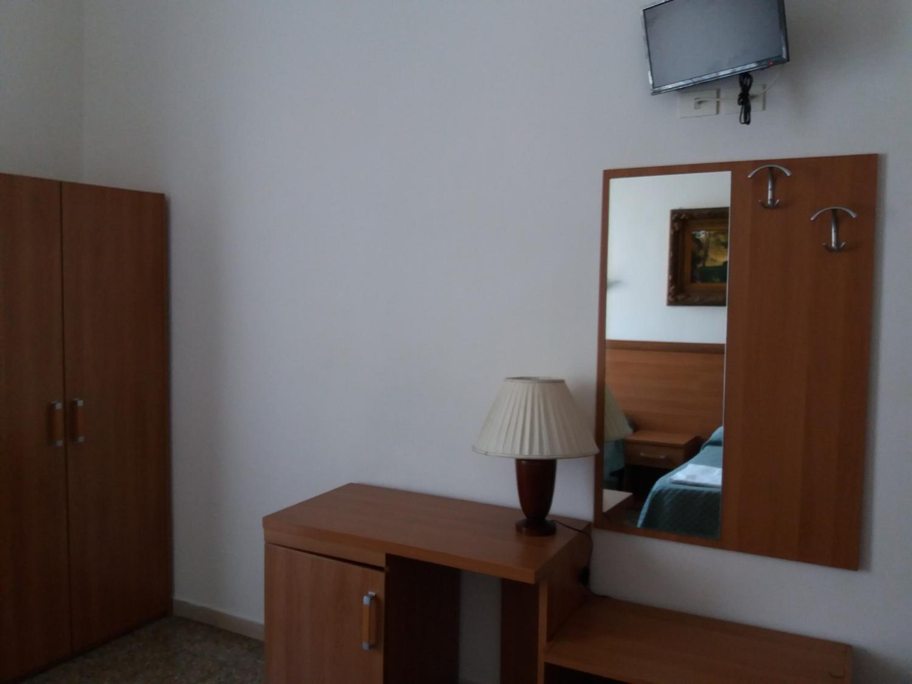 Standard Double or Twin Room photo 3