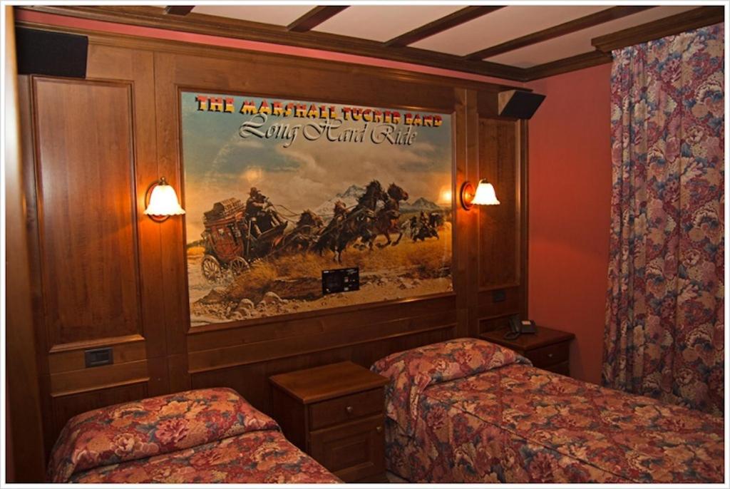 Double or Twin Room photo 1