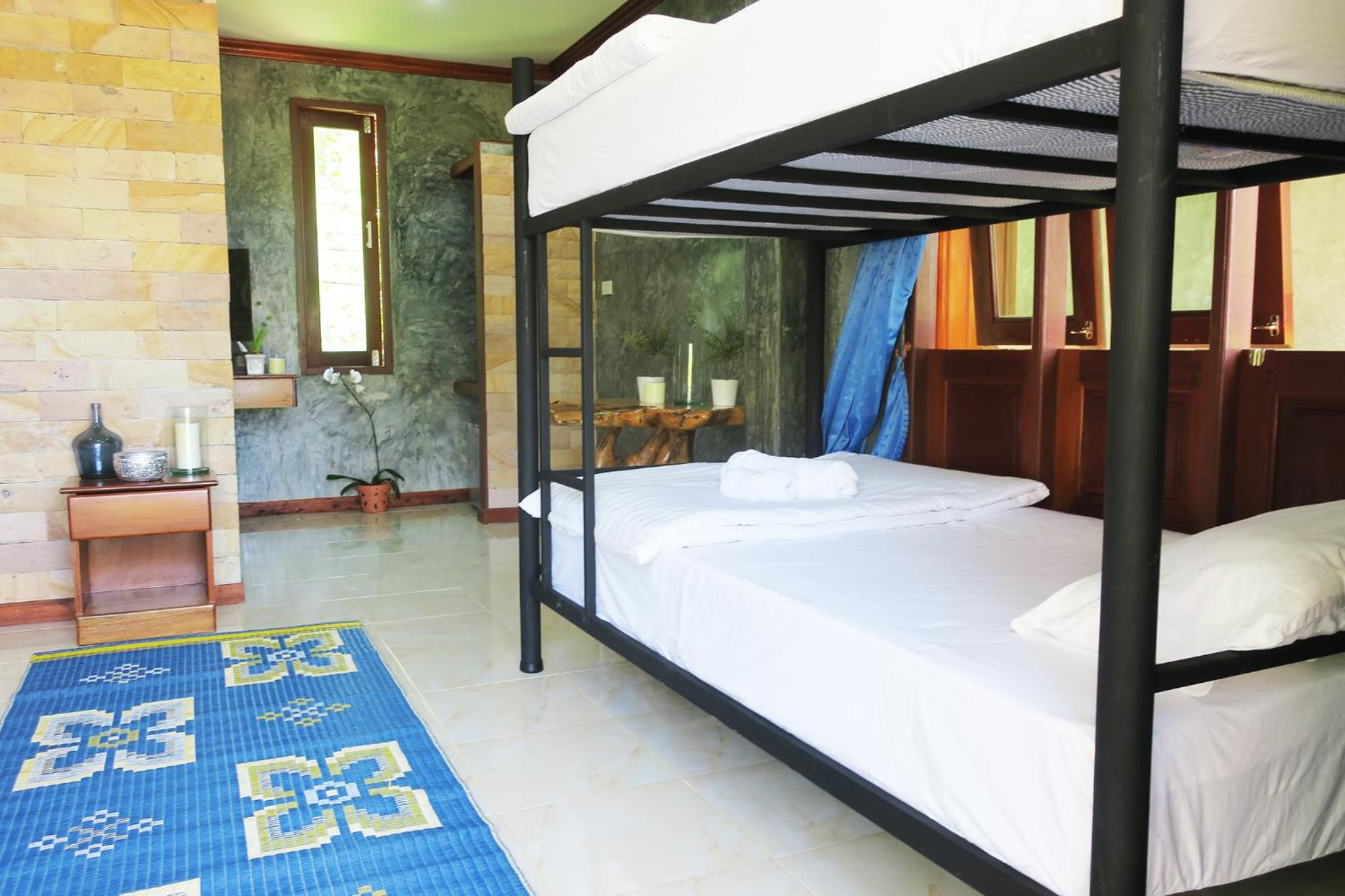 Bed in 6-Bed Mixed Dormitory Room