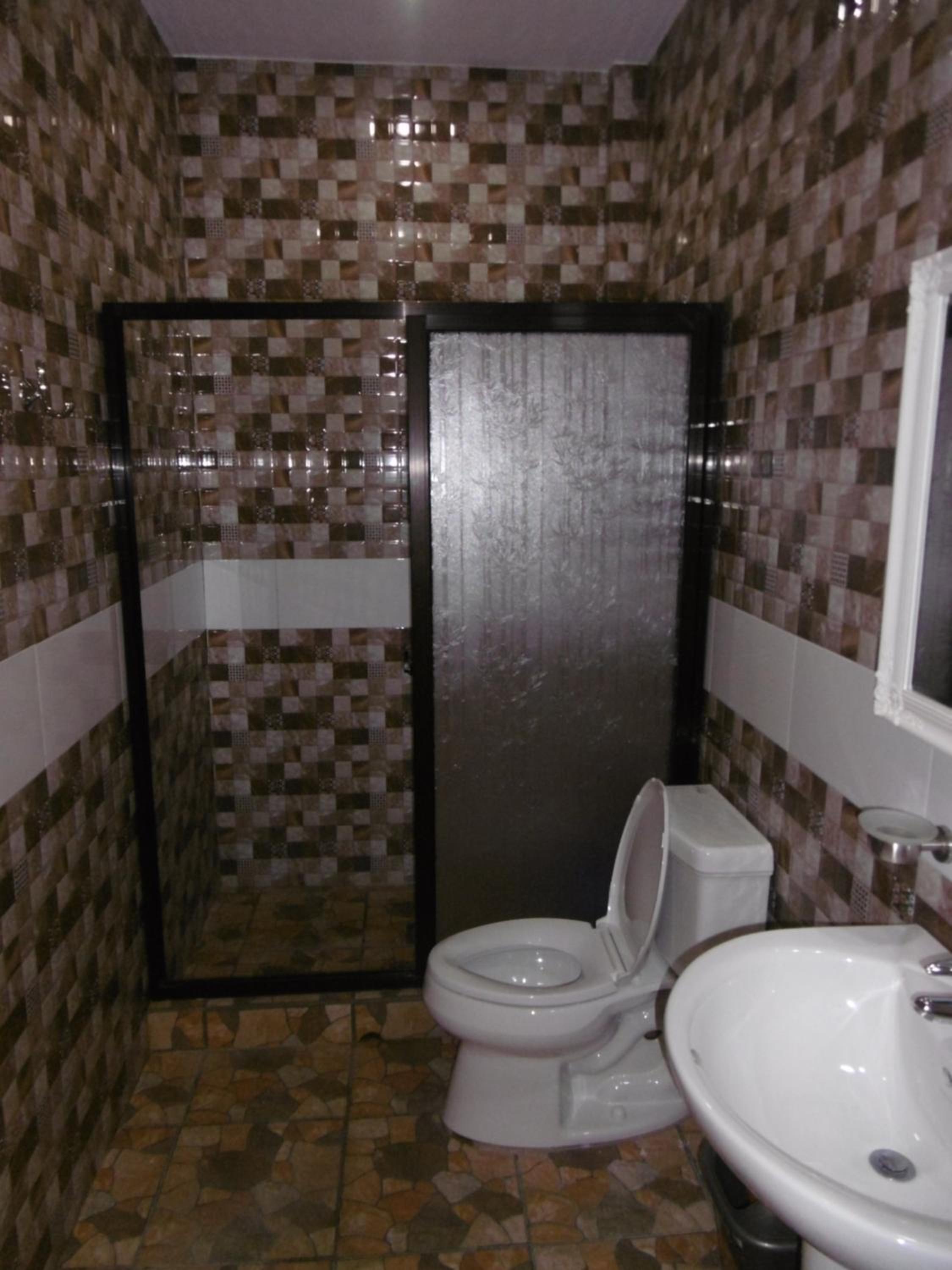 Standard Double Room - Photo 5