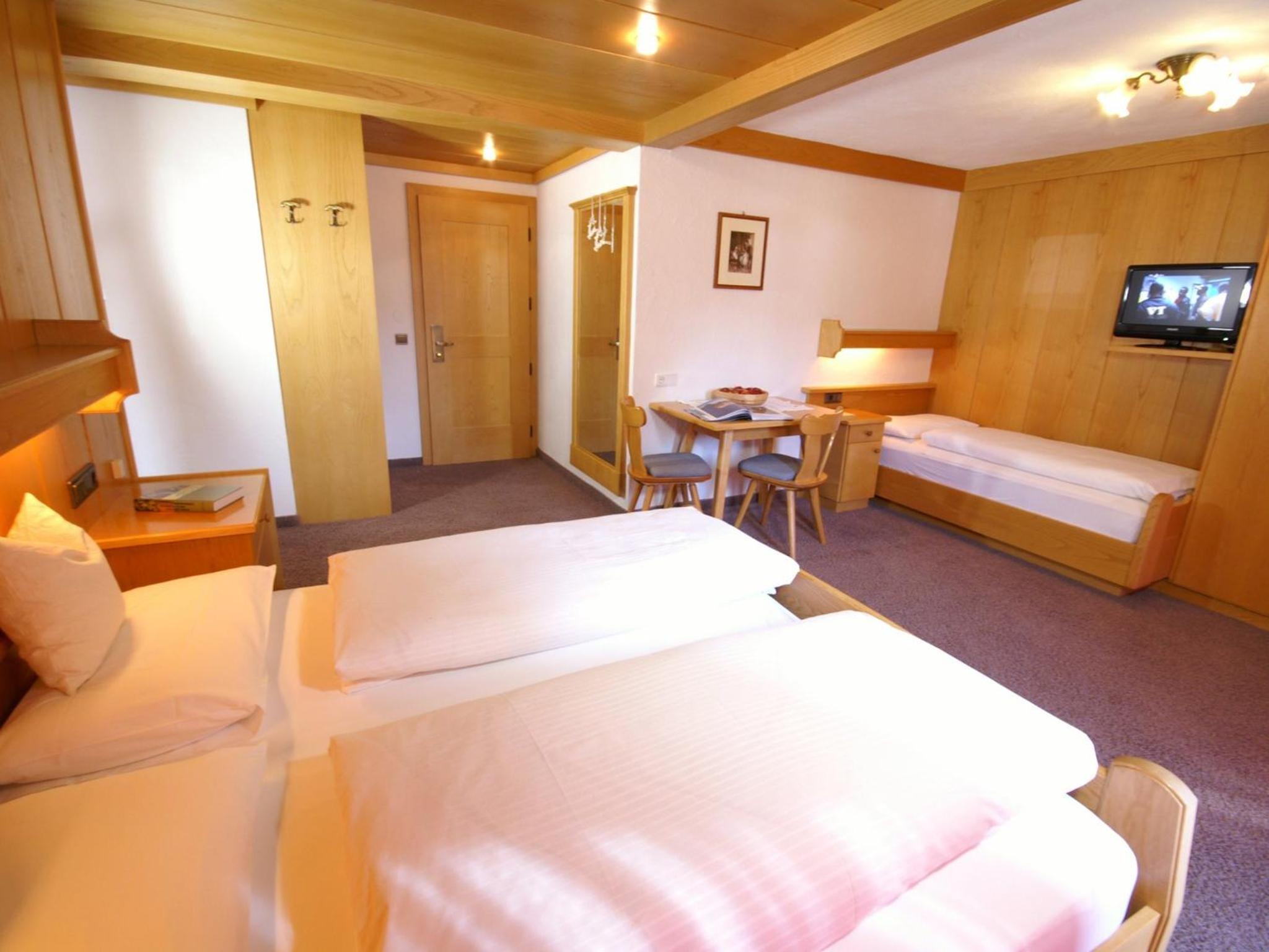Triple Room photo 1