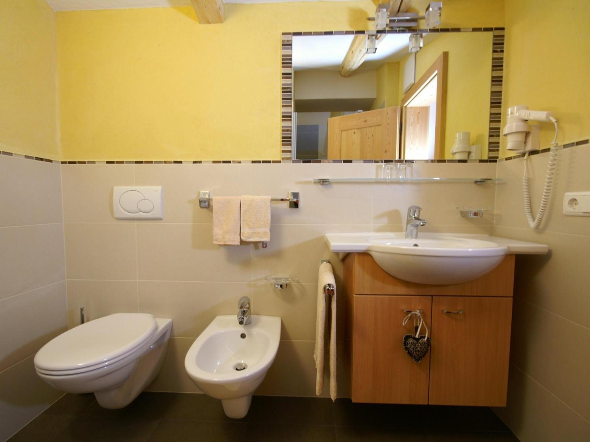 Double or Twin Room with Balcony photo 2