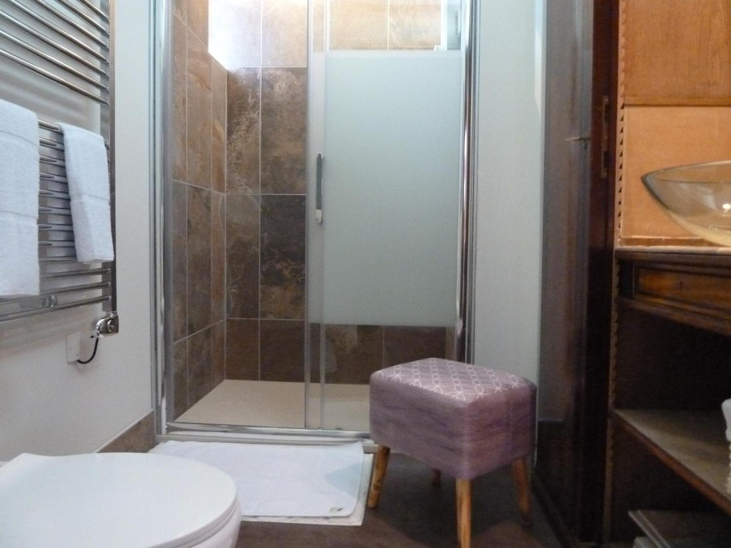 Quadruple Room - Photo 5