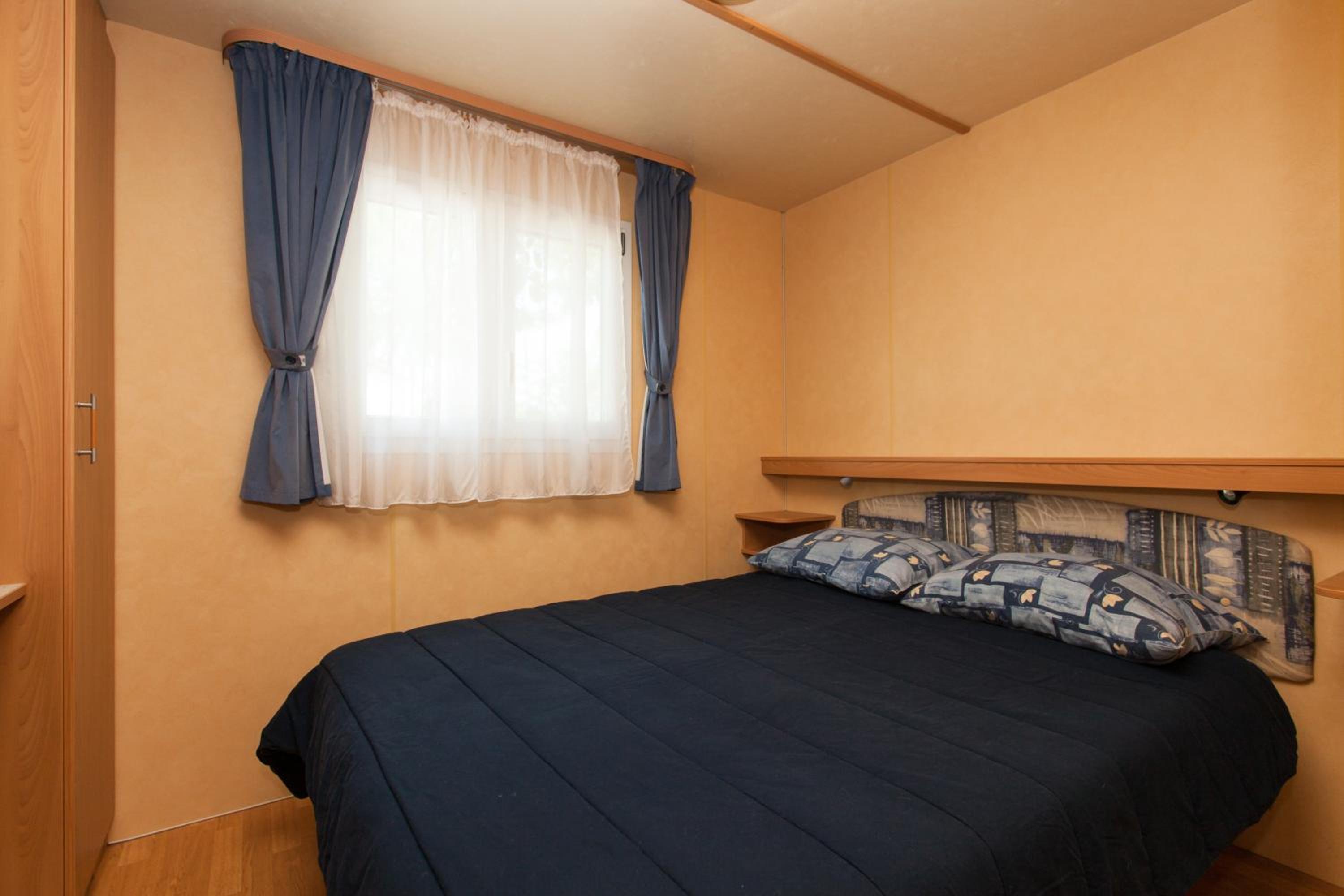 Mobile Home photo 1