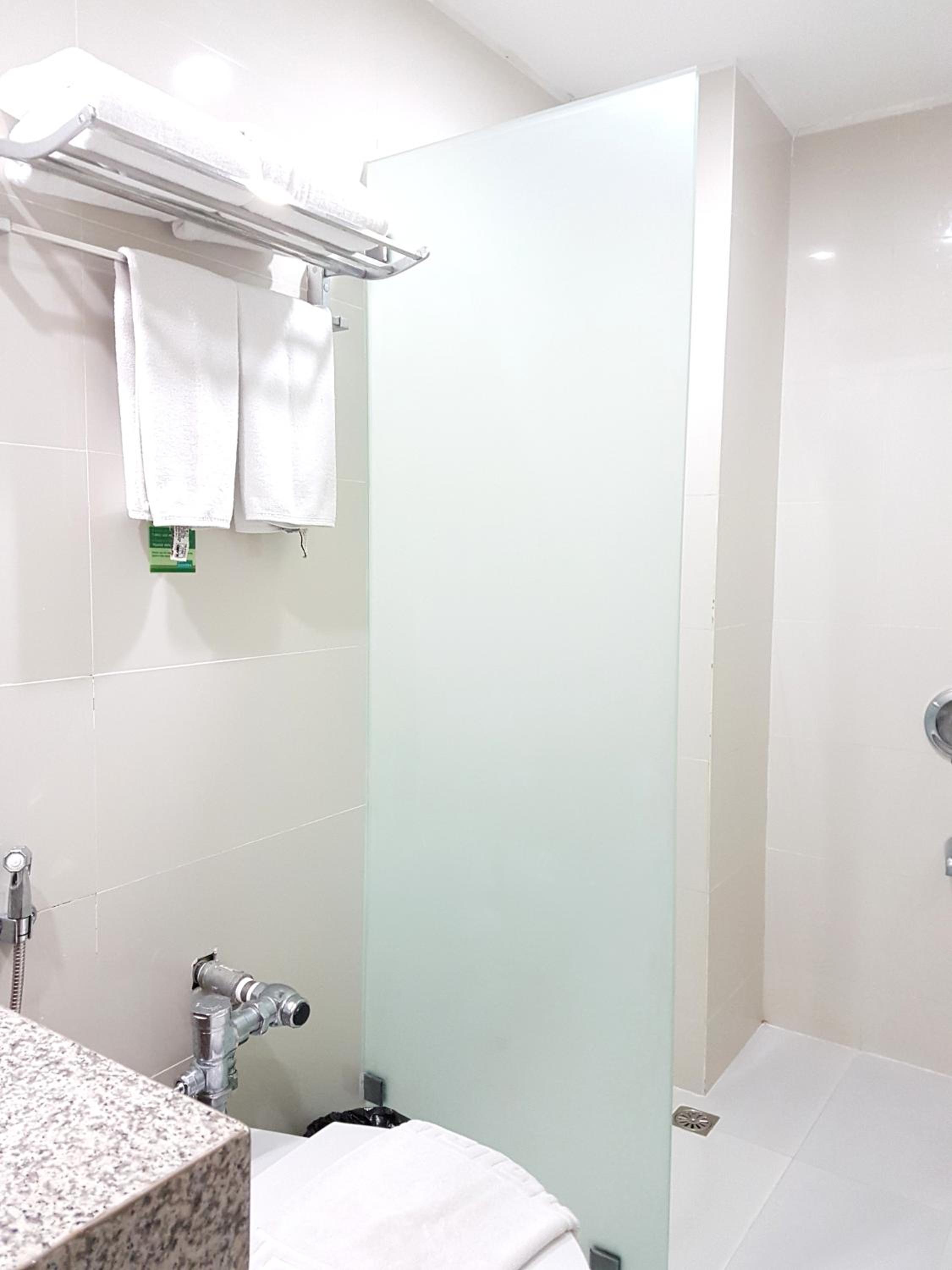 Deluxe Double Room - Photo 10