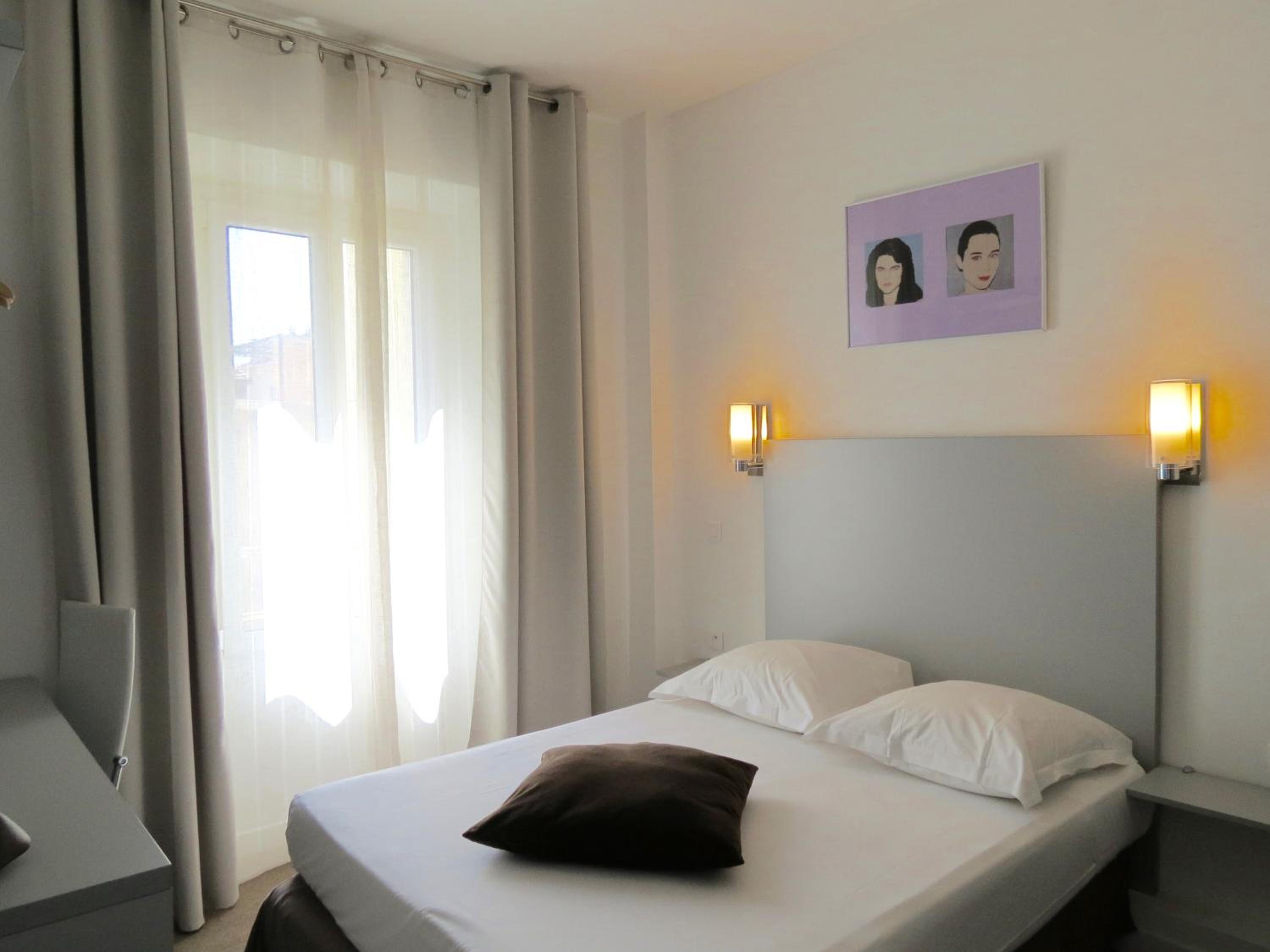 Single Room photo 3