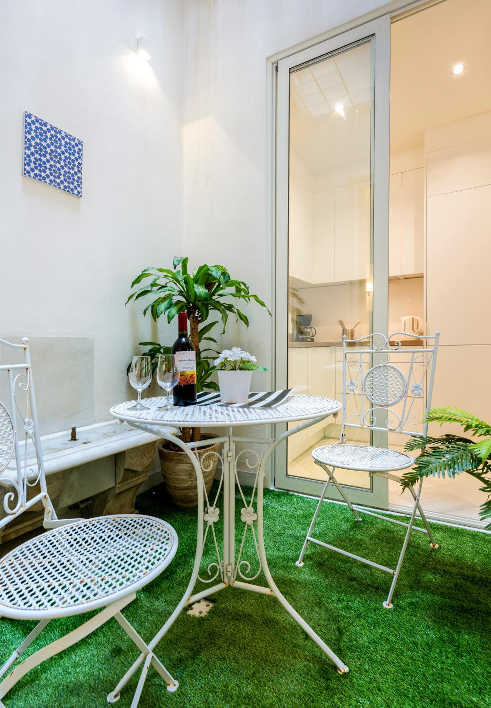 Two-Bedroom Apartment without terrace - Photo 12