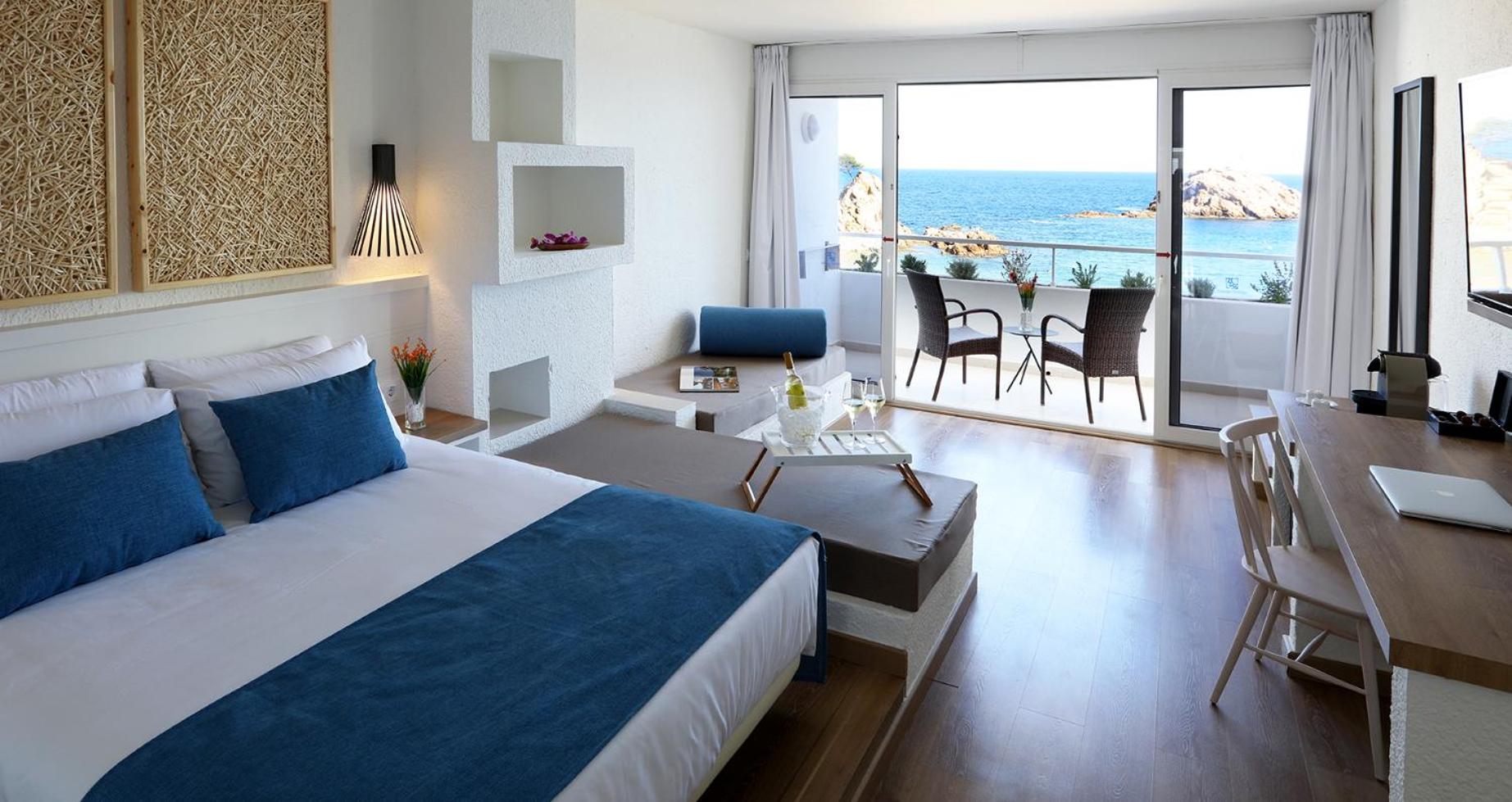 Habitación Triple Premium con Vista al Mar