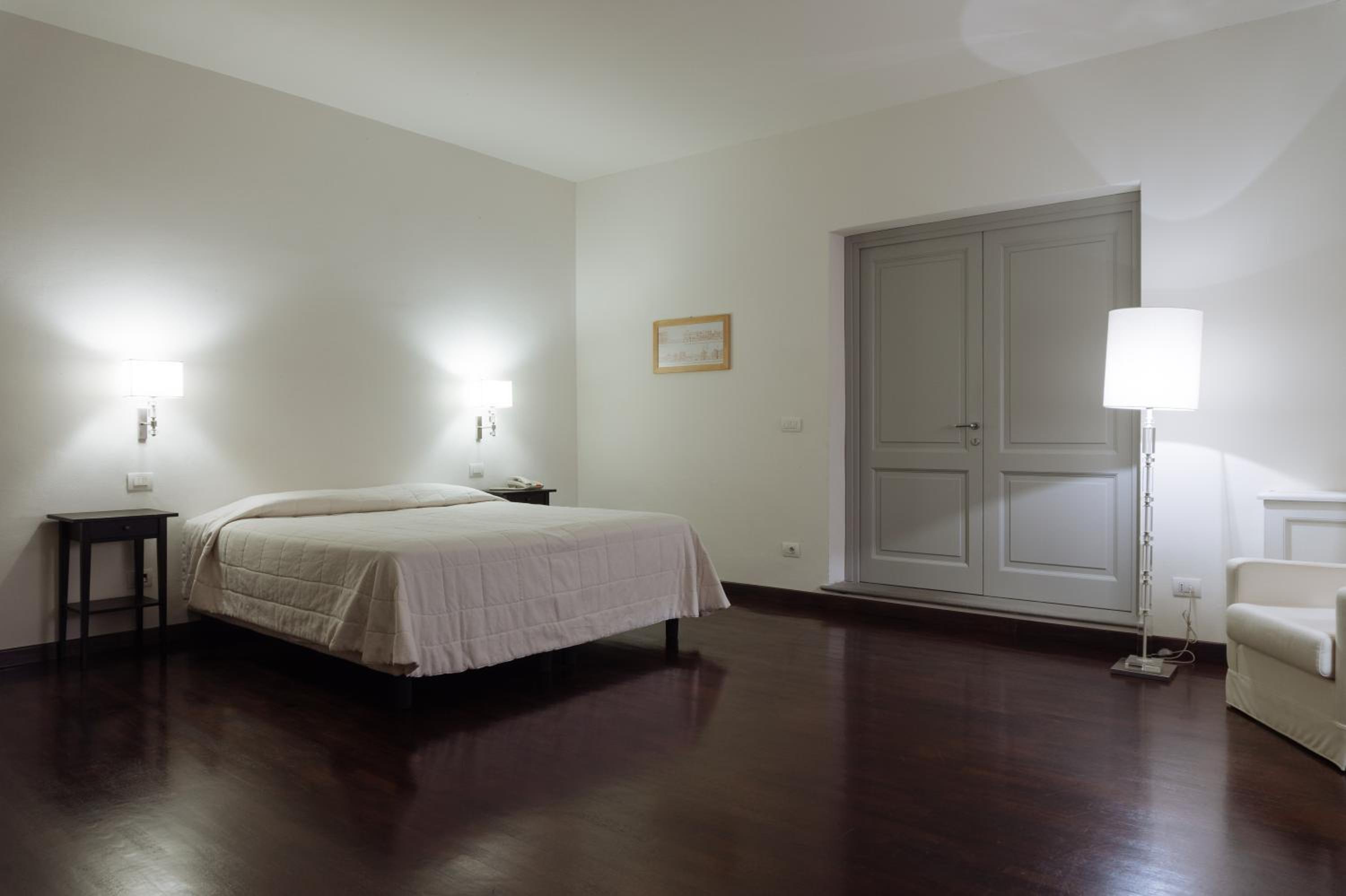 Classic Double Room - Photo 2
