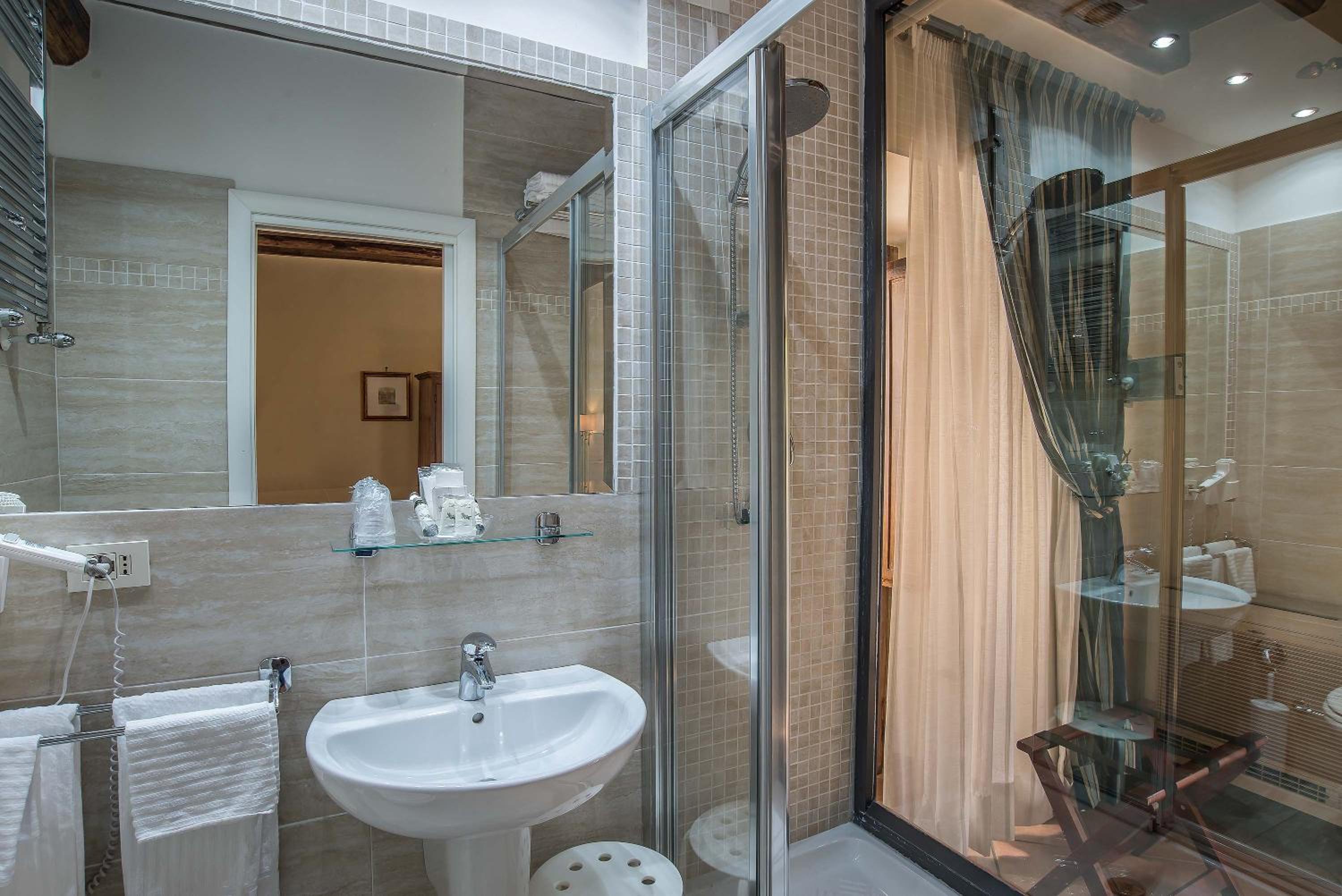 Superior Double Room With Garden View photo 3