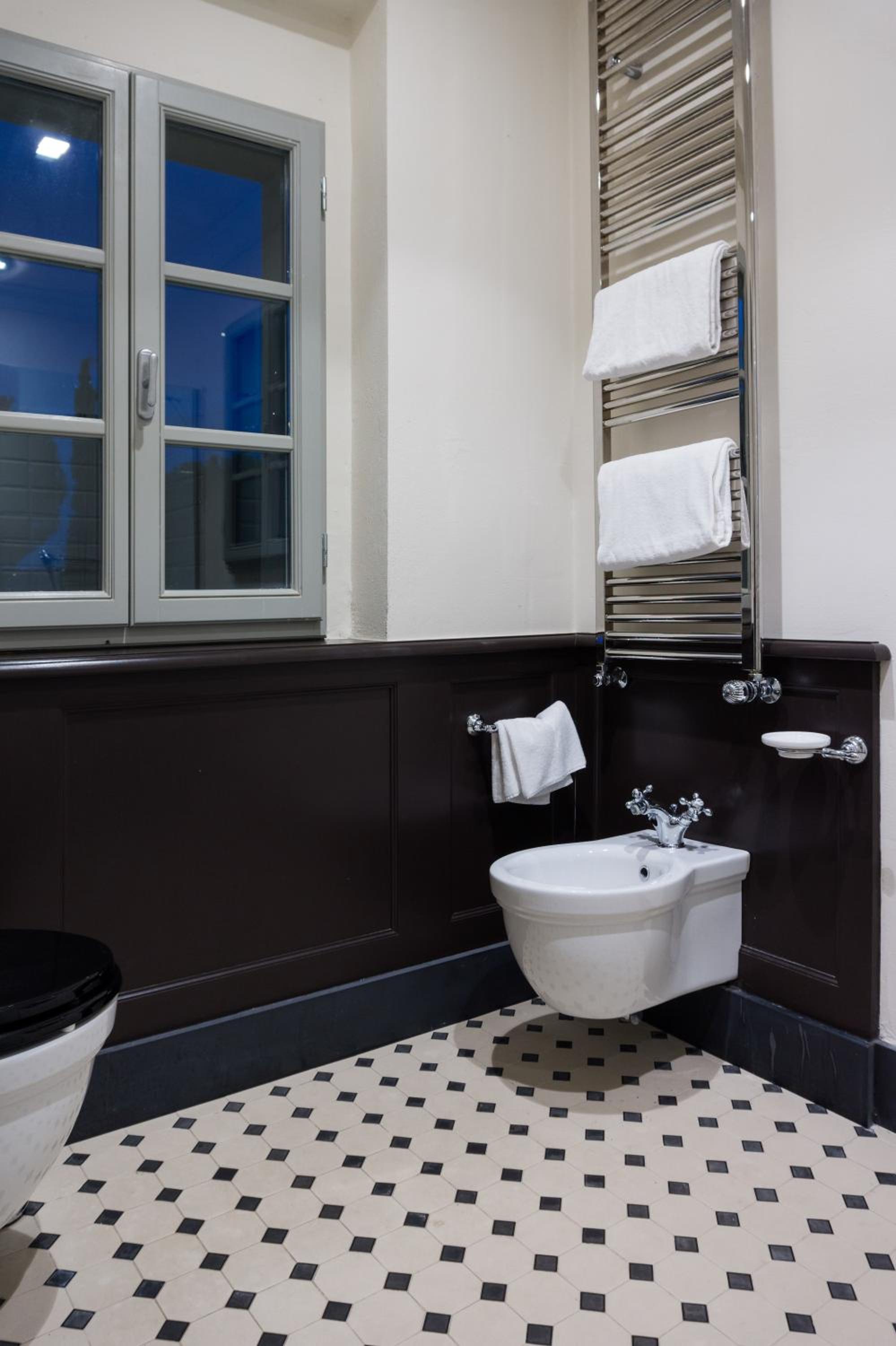 Triple Room - Photo 32