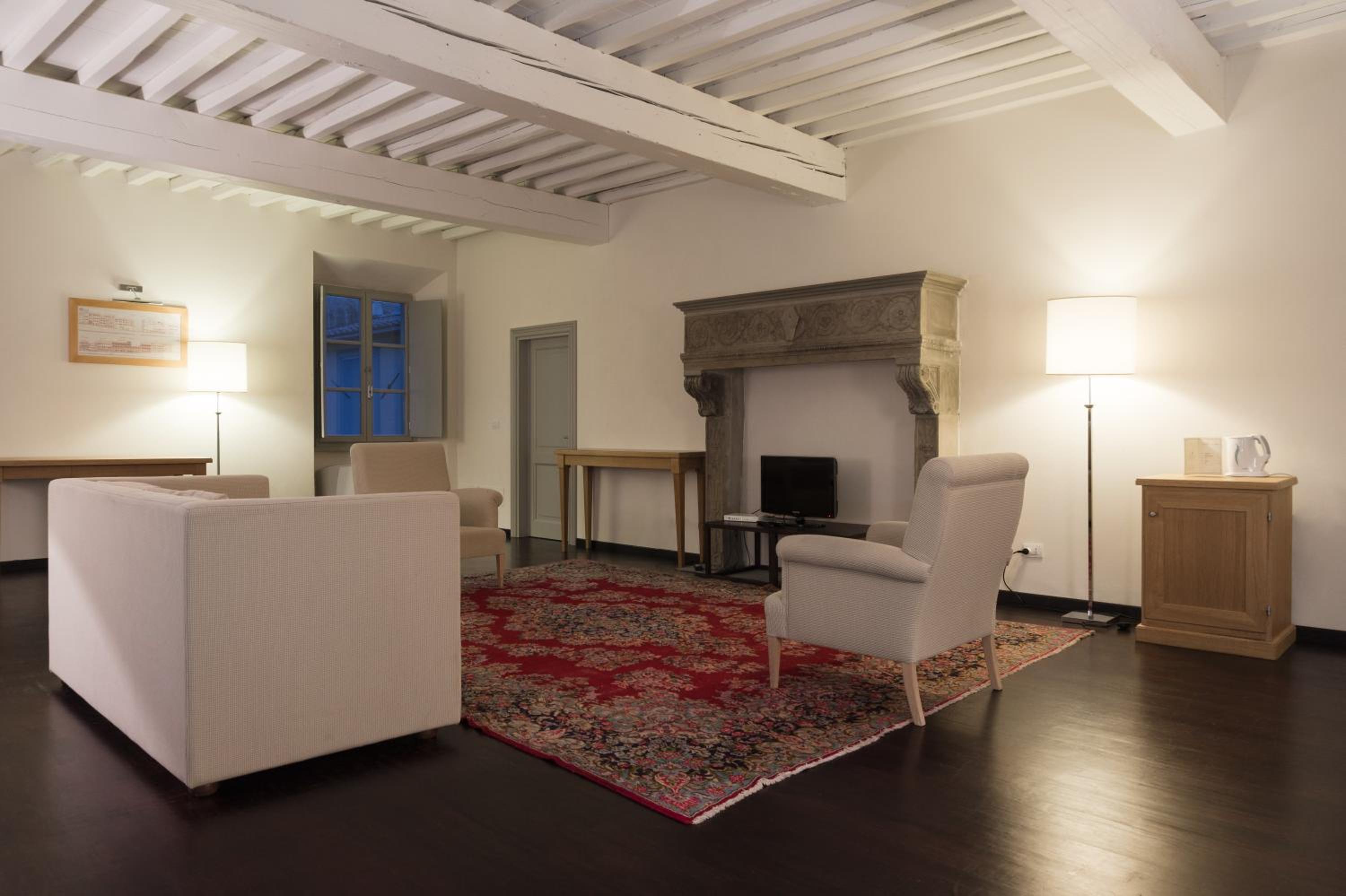 Triple Room - Photo 23
