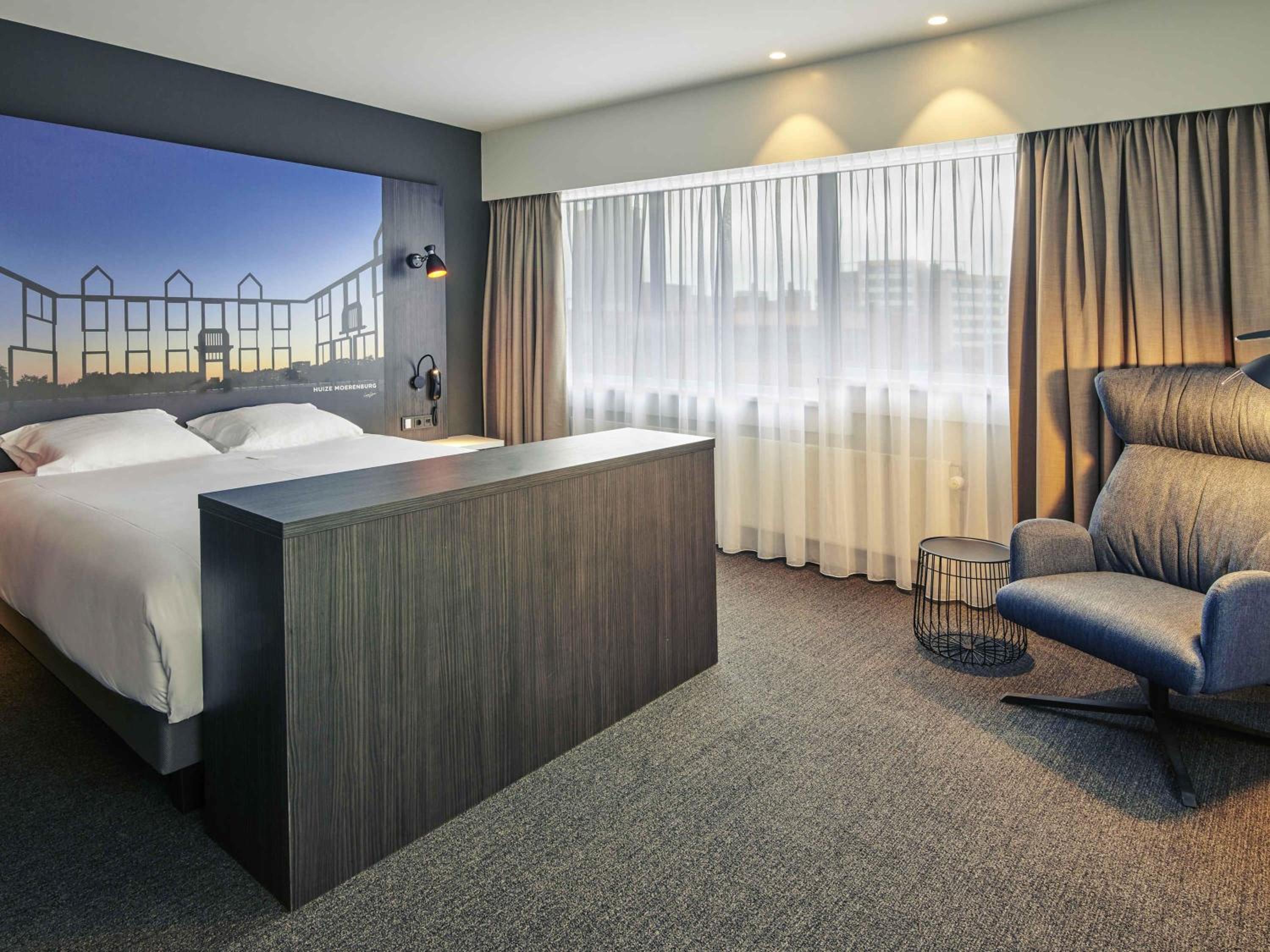 Executive Suite with Double Bed and Sofa Bed