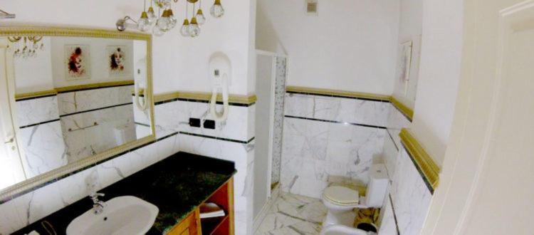 Apartment with Sea View - Photo 4