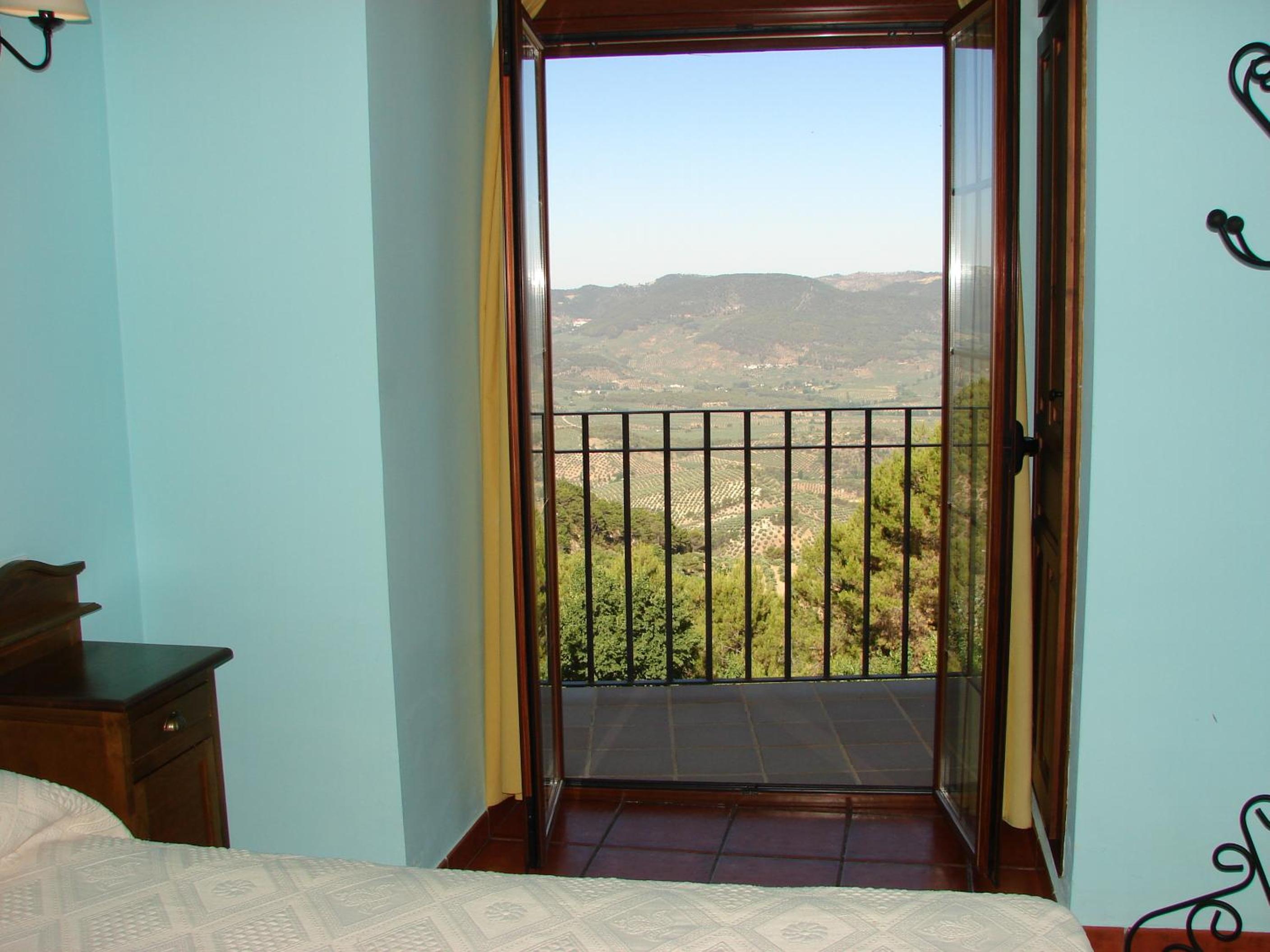 Two-Bedroom Apartment with Terrace photo 3