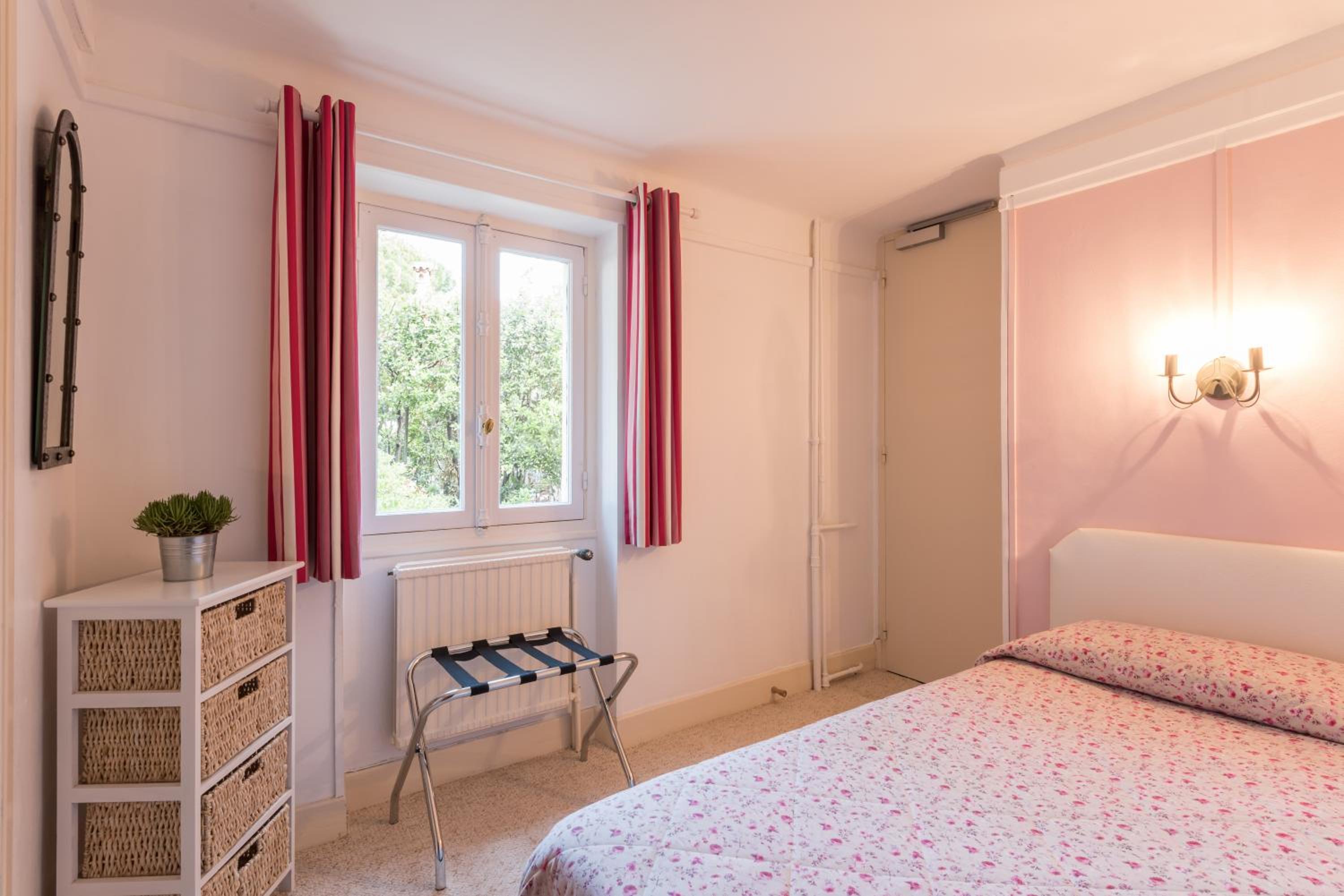 Basic Triple Room