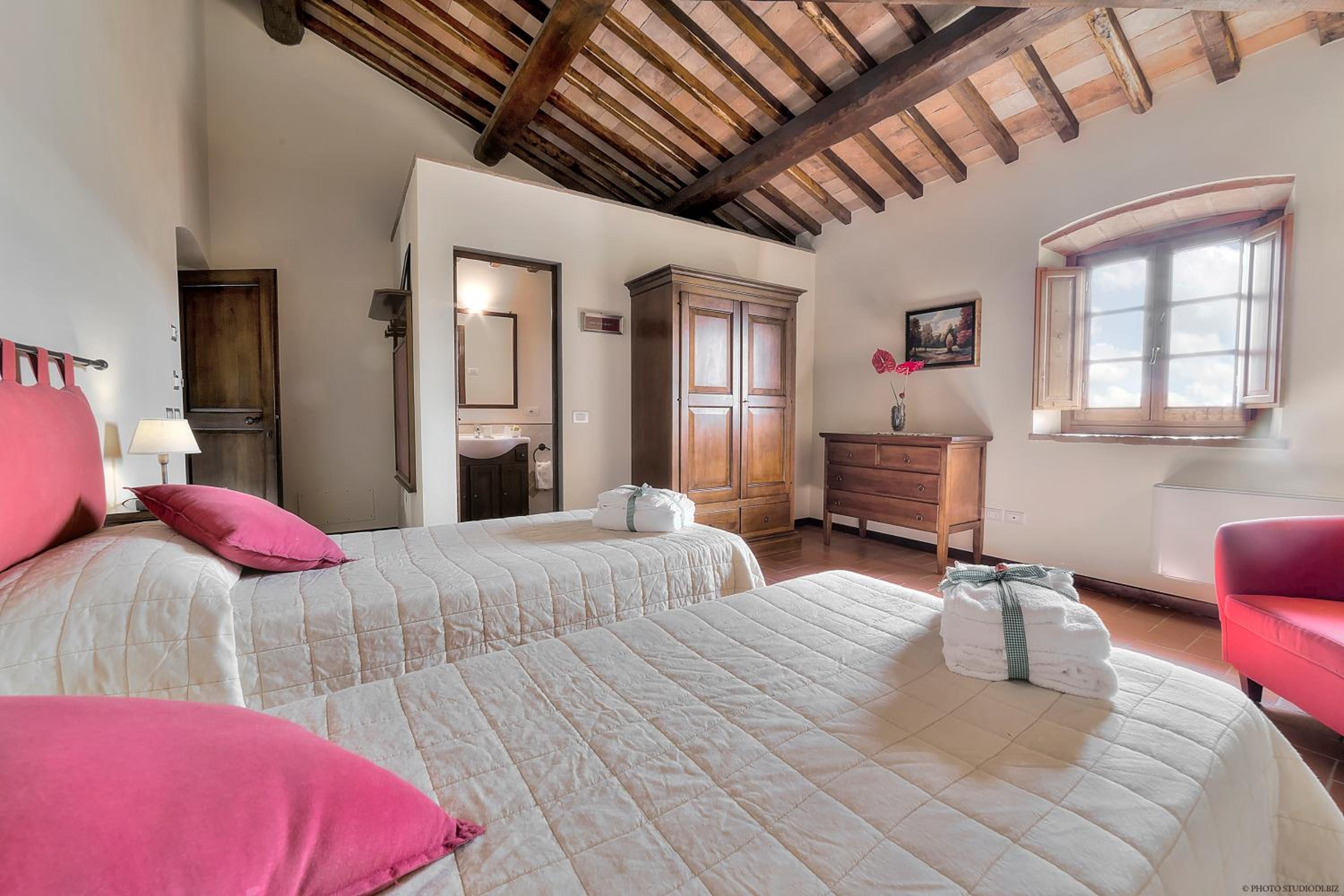 Deluxe Villa - Photo 12