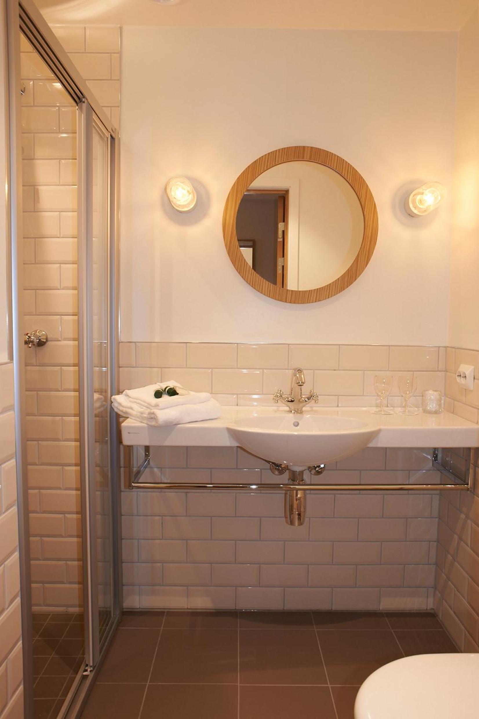 Double Room - Photo 3