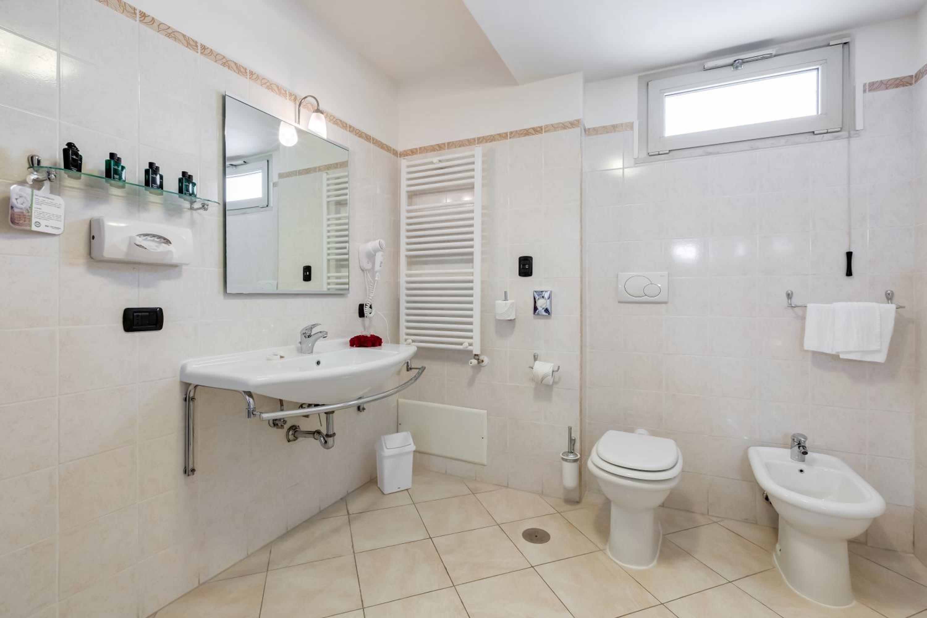 Junior Suite - Photo 10