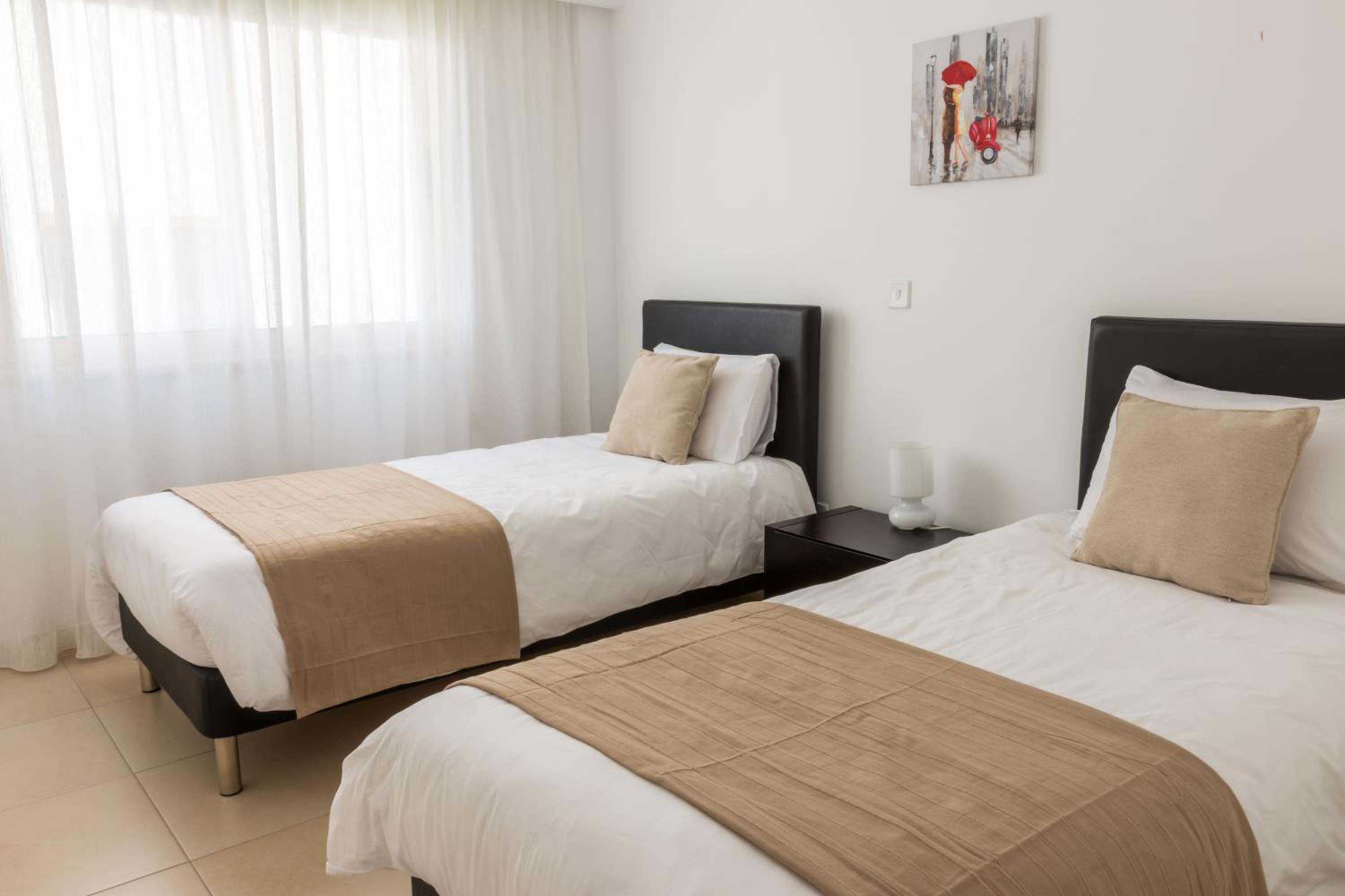 Comfort Three-Bedroom Suite