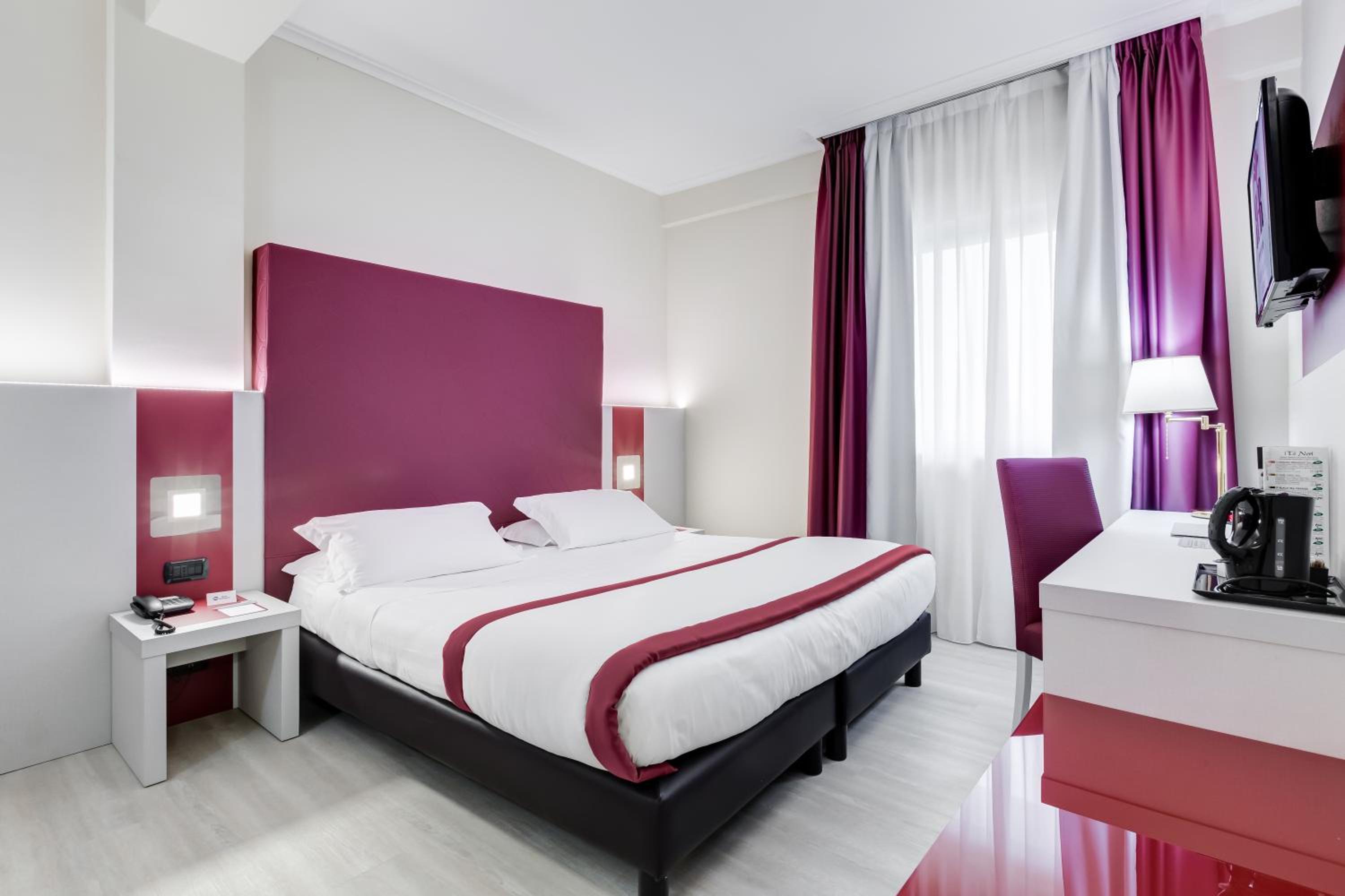 Comfort King Room - Photo 3