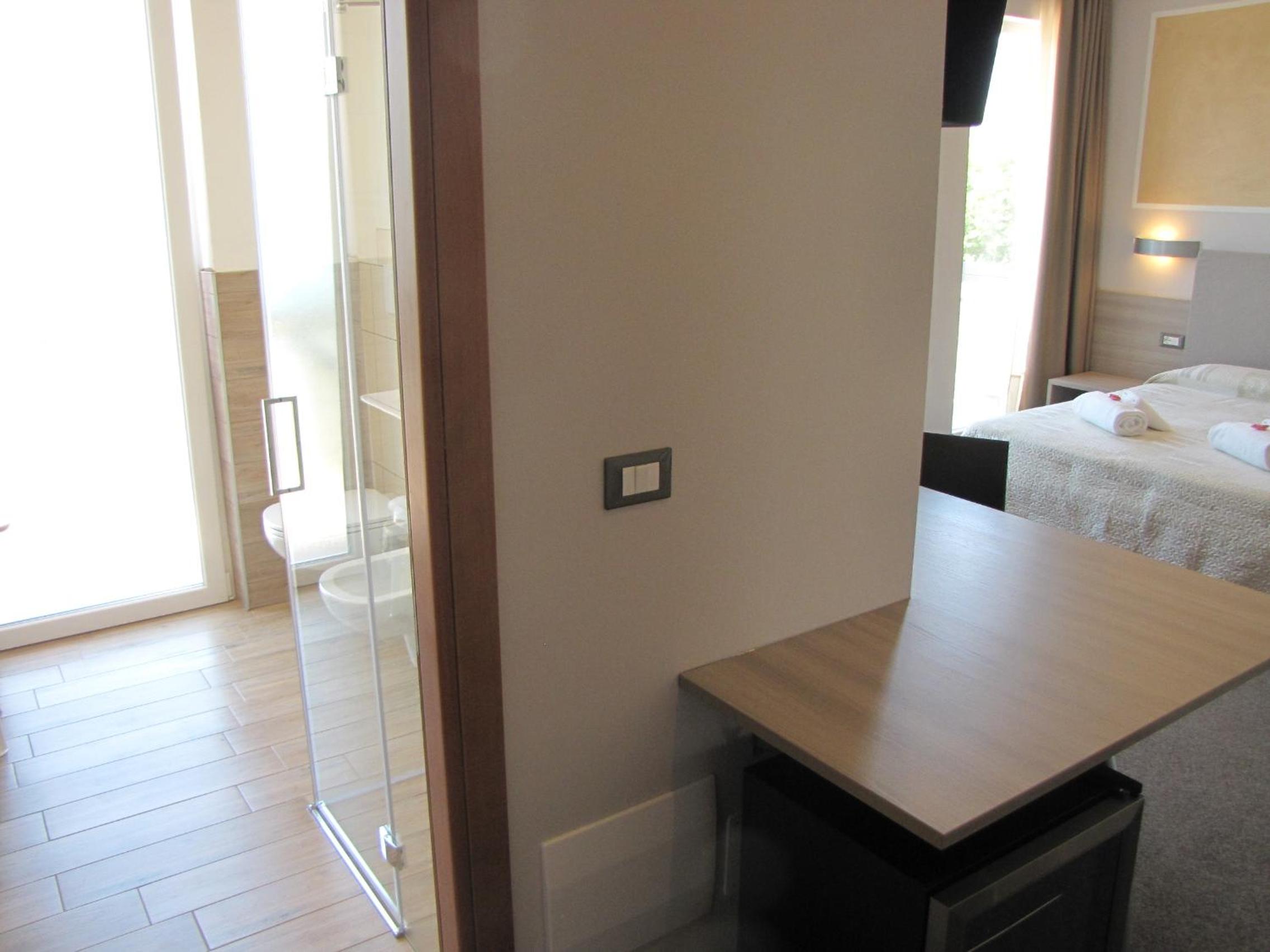 Superior Double Room - Photo 11