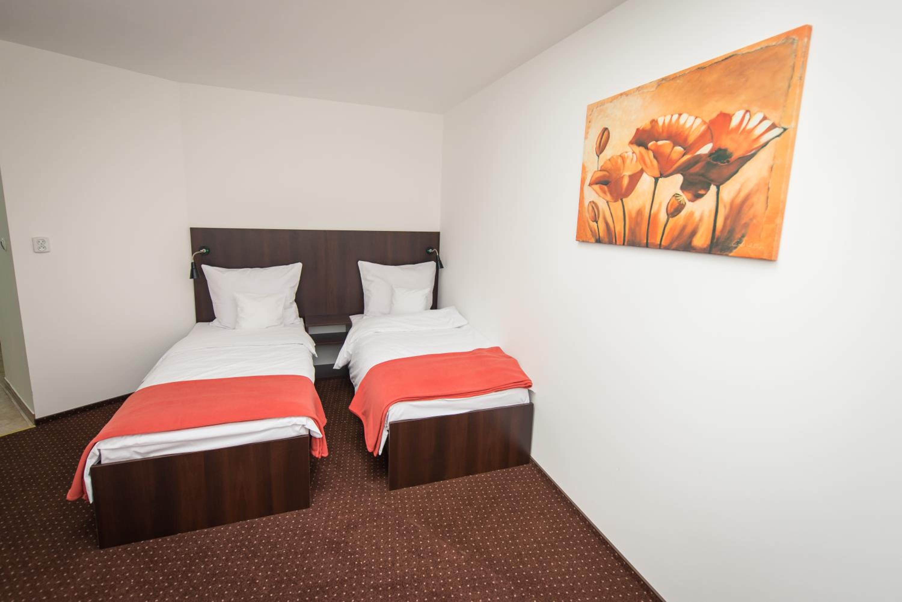 Superior Triple Room - Photo 1