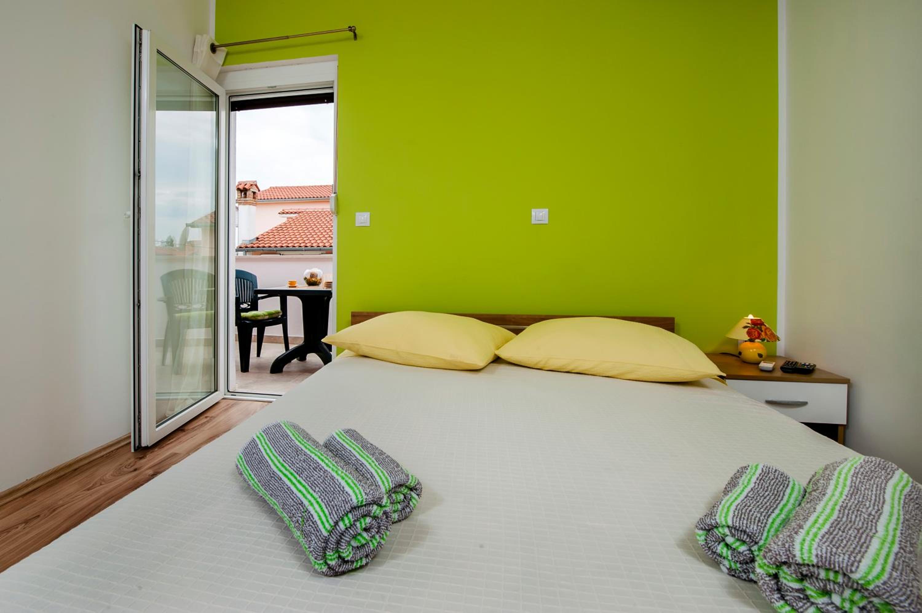 Studio with Terrace