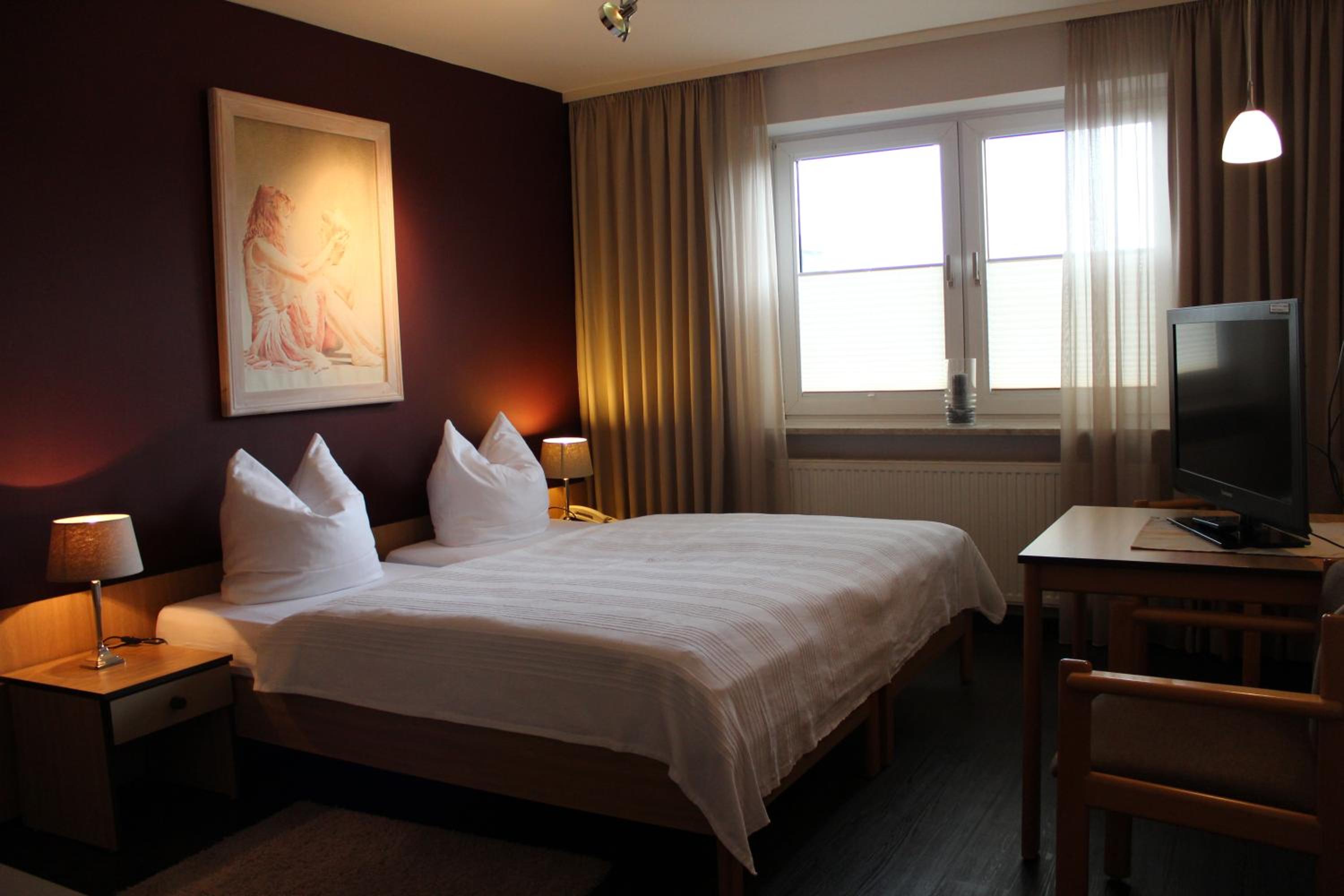 Double Room - Photo 1