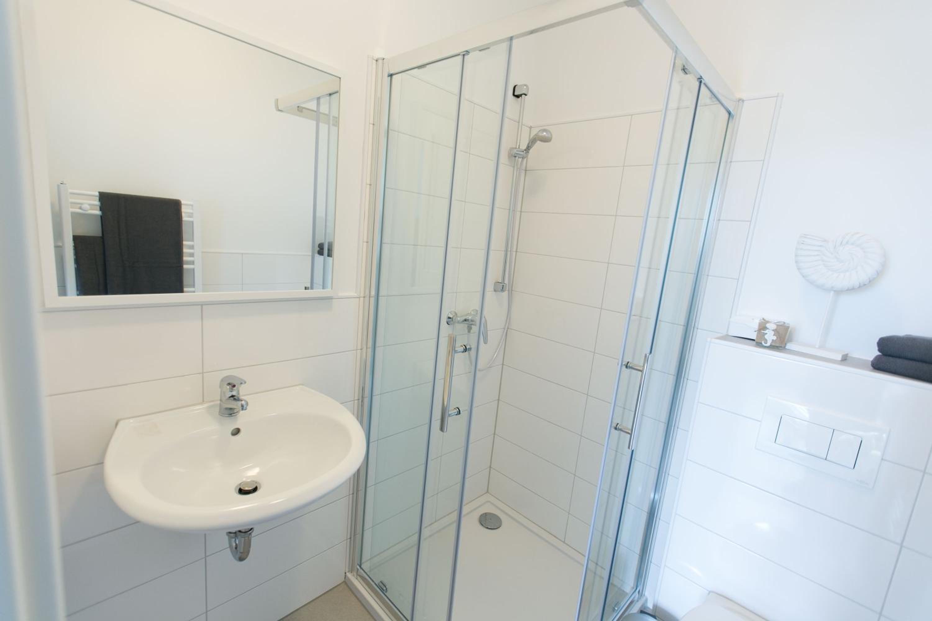 Double or Twin Room with Bathroom photo 2