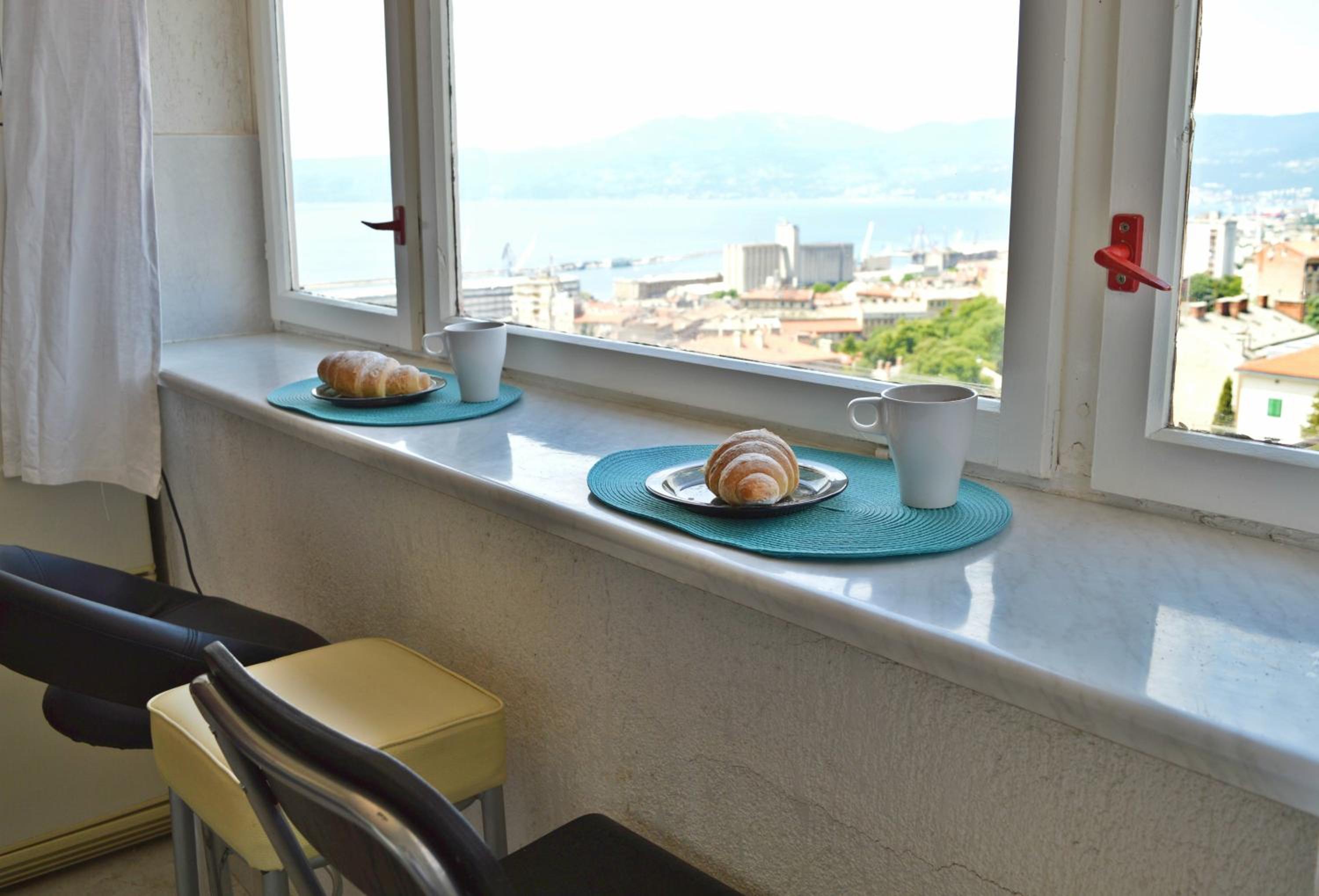 Apartment with Sea View - Photo 44