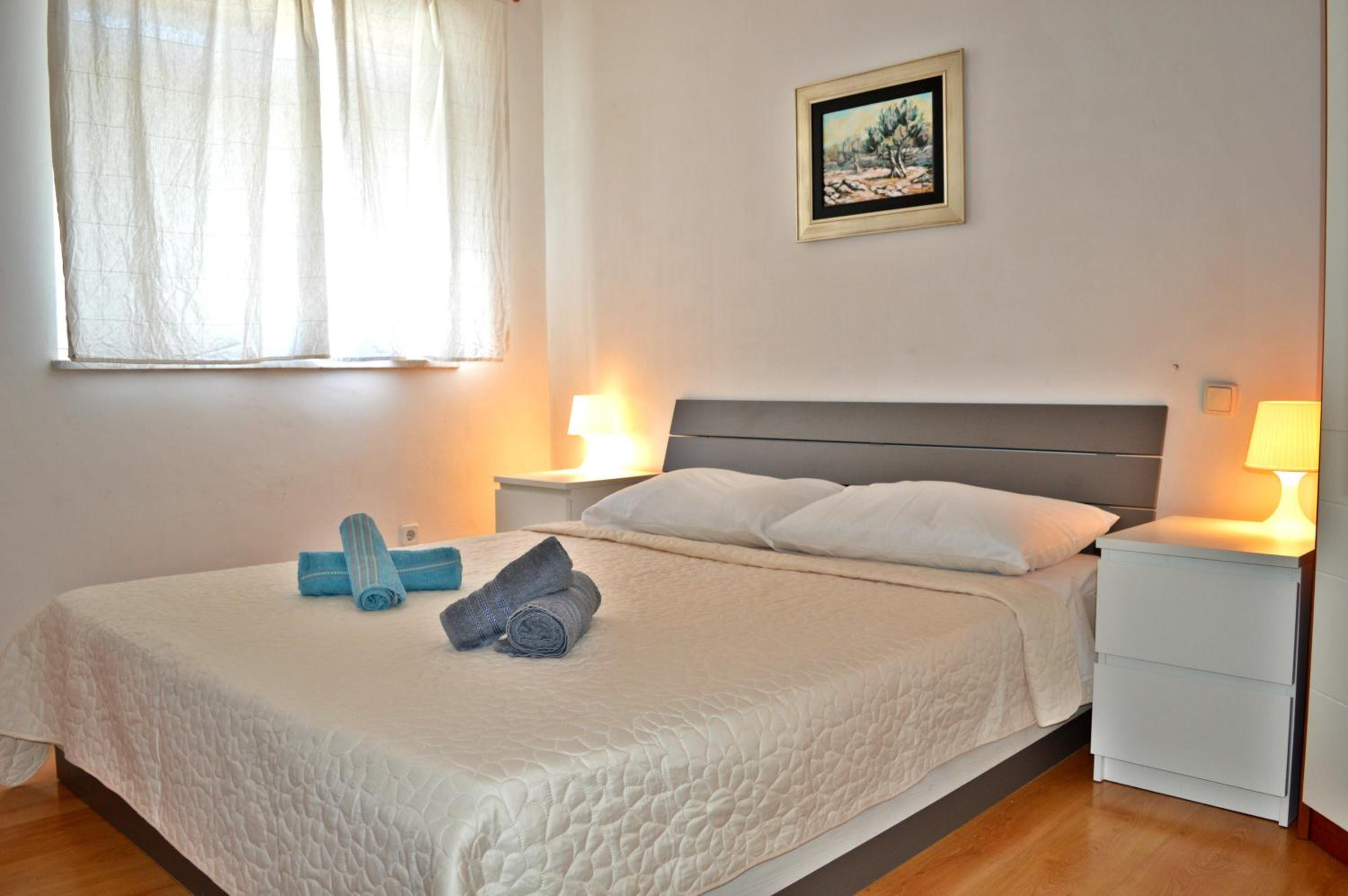 Apartment with Sea View - Photo 16
