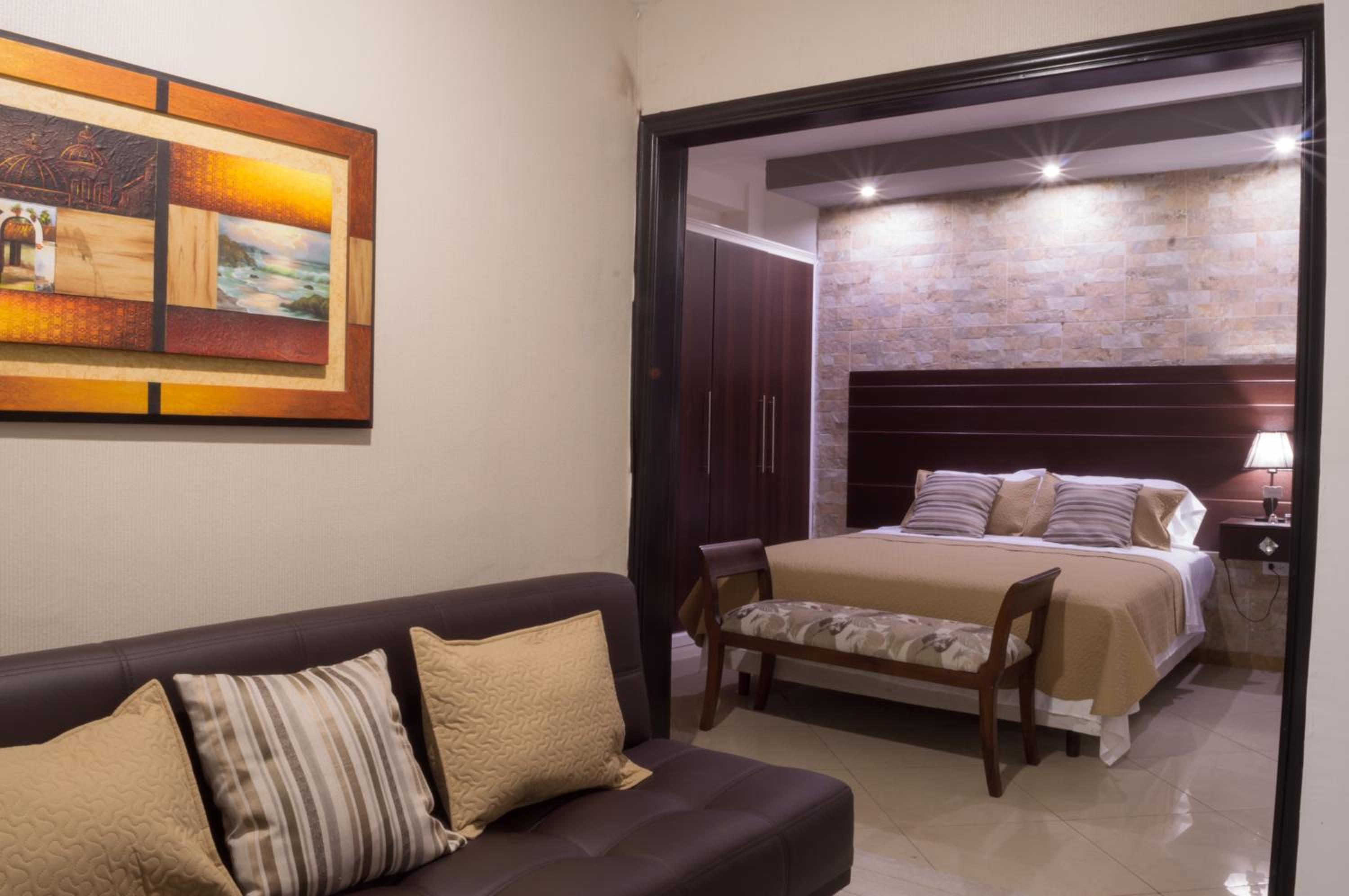 Single Room with Private Bathroom photo 3
