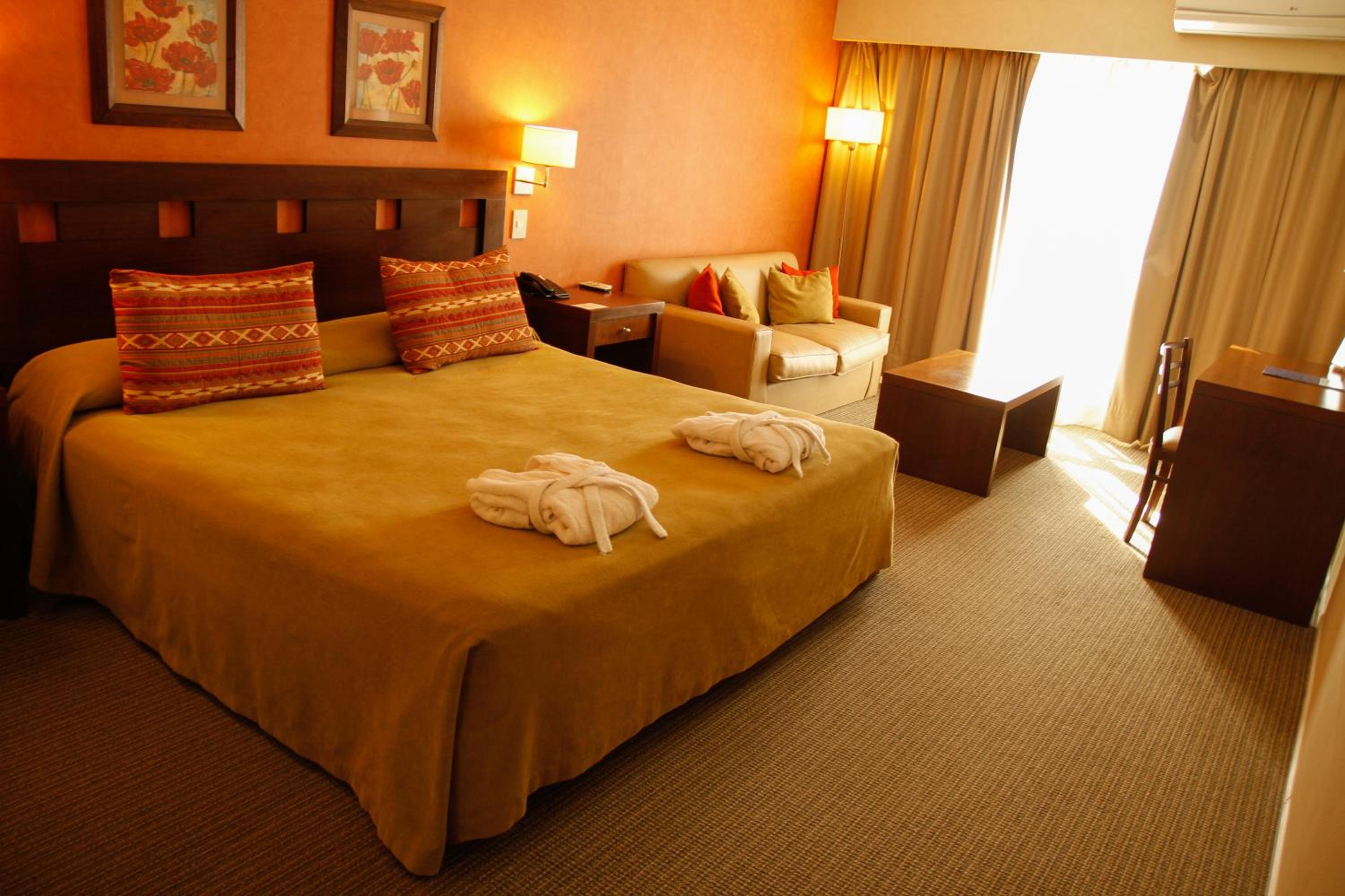 Deluxe Double Room with Spa Access photo 1