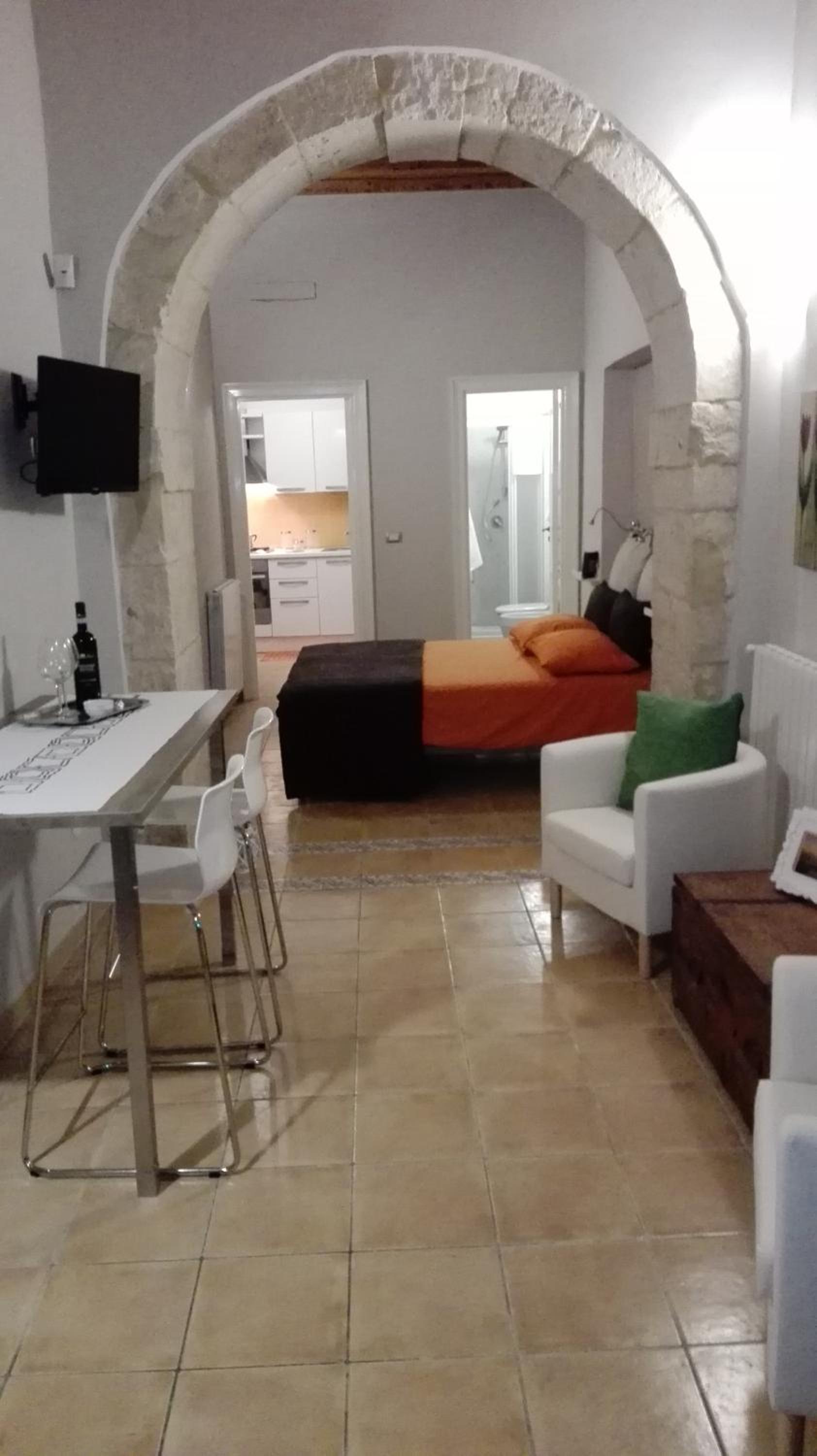 Studio Apartment