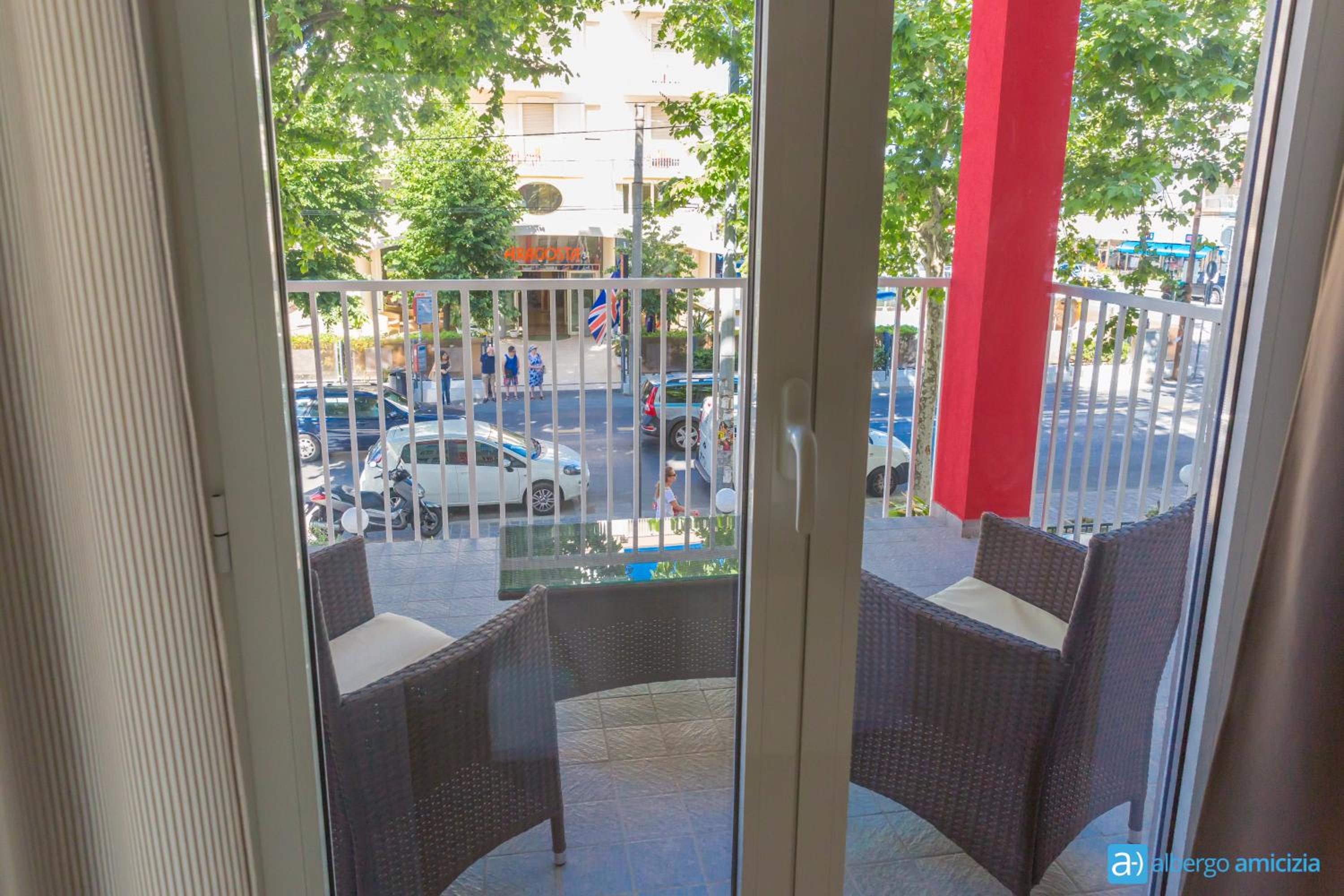 Double Room with Balcony - Photo 7