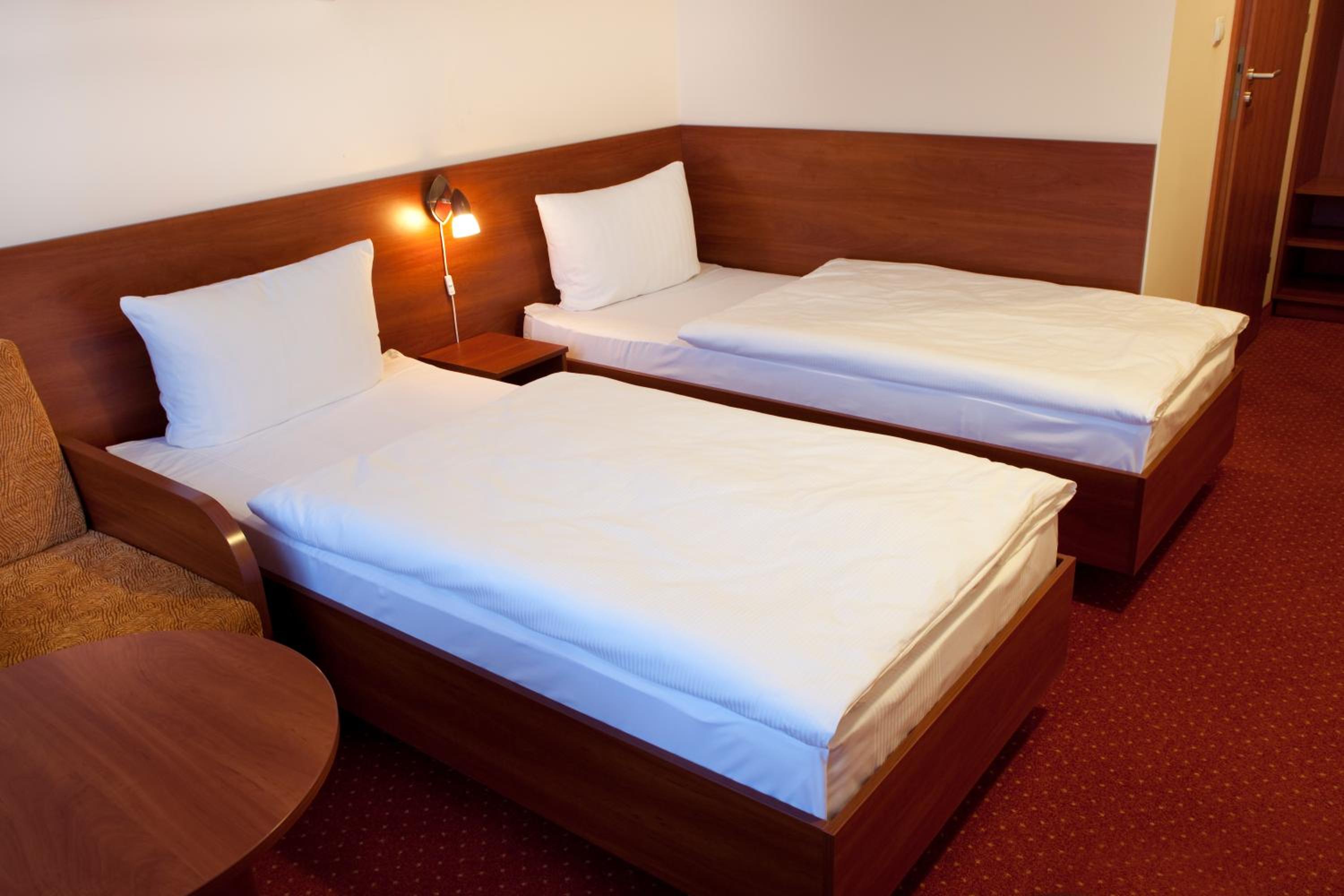 Double Room - Photo 9