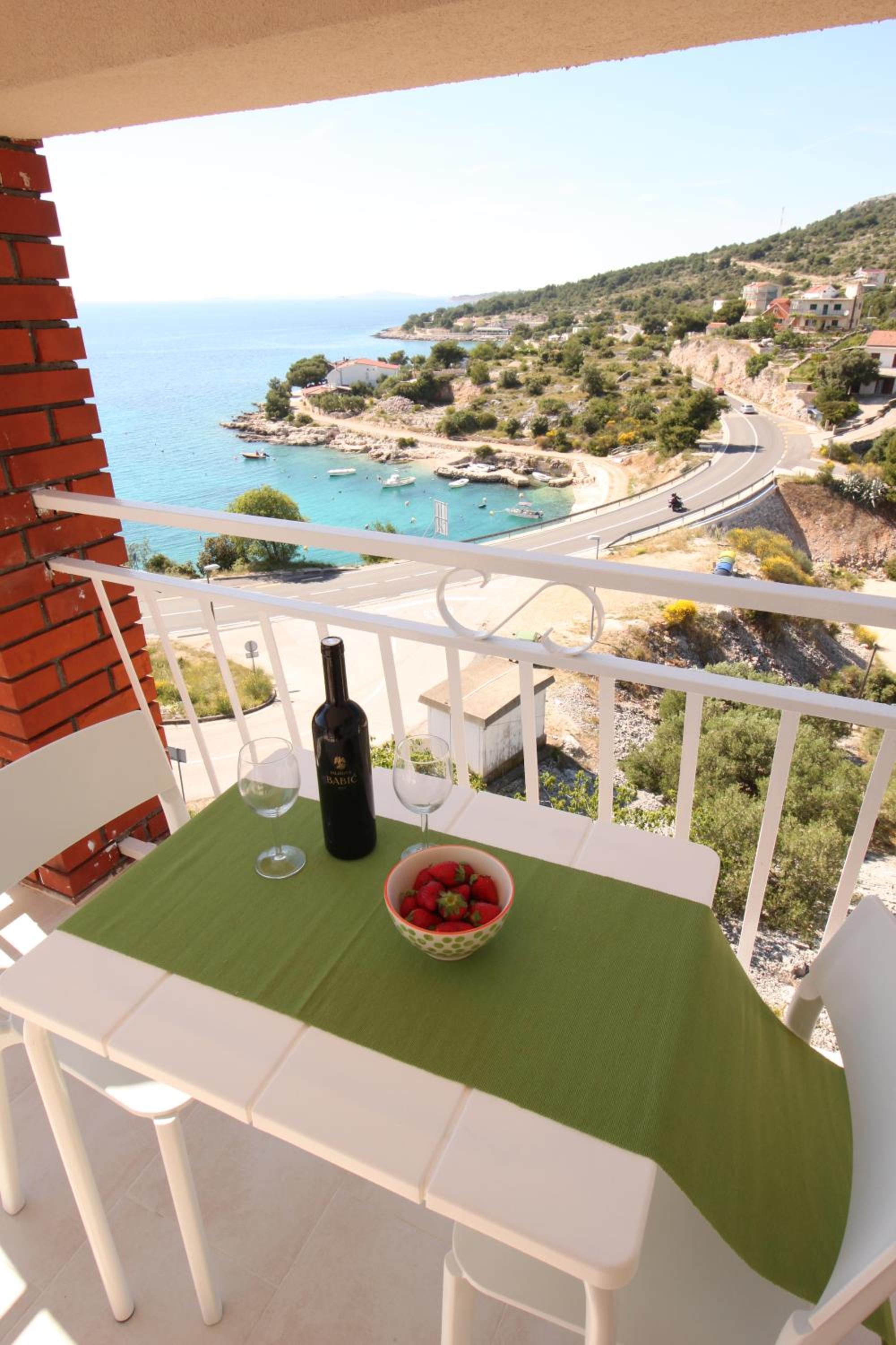 Apartment with Sea View photo 2