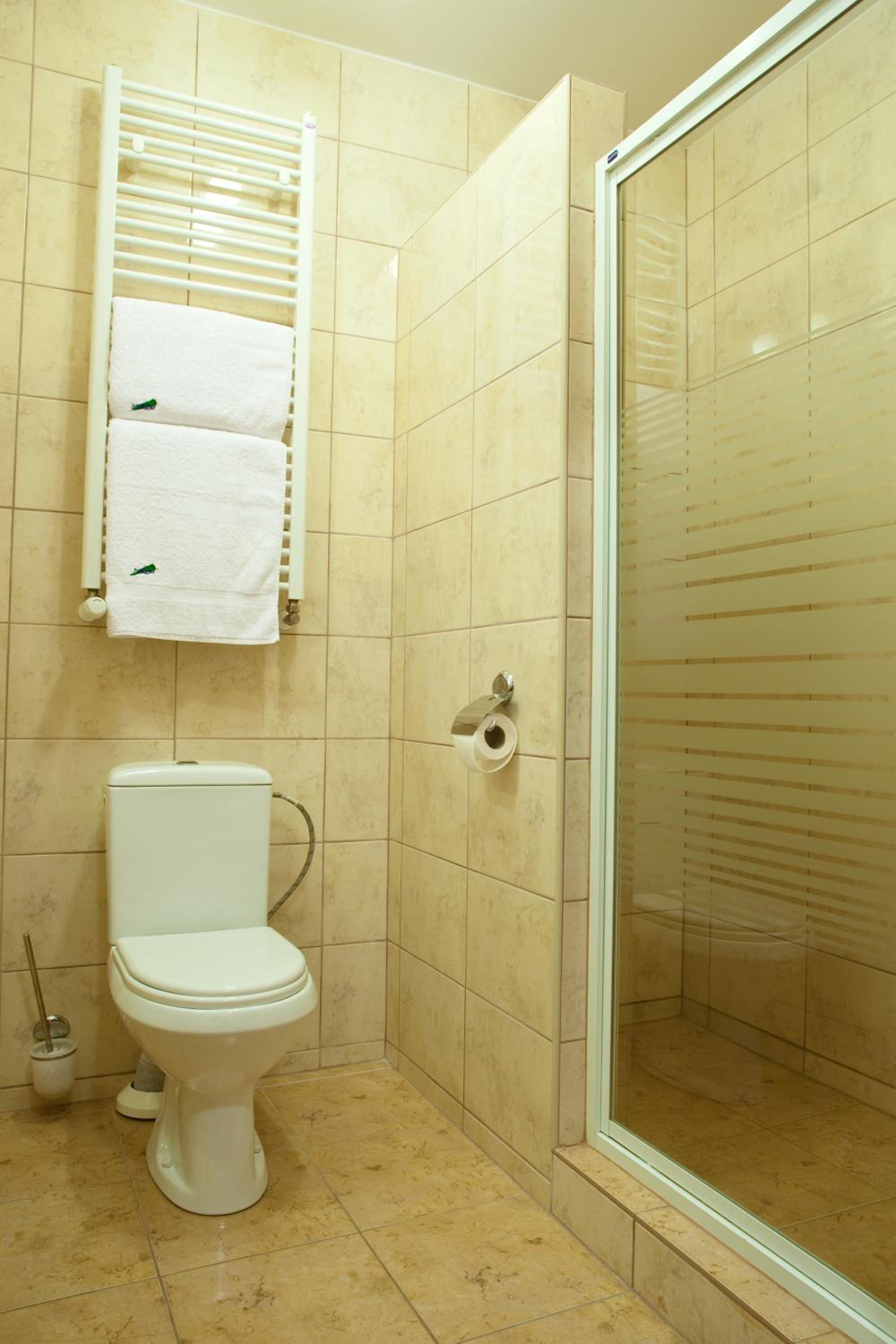 Double Room - Photo 2