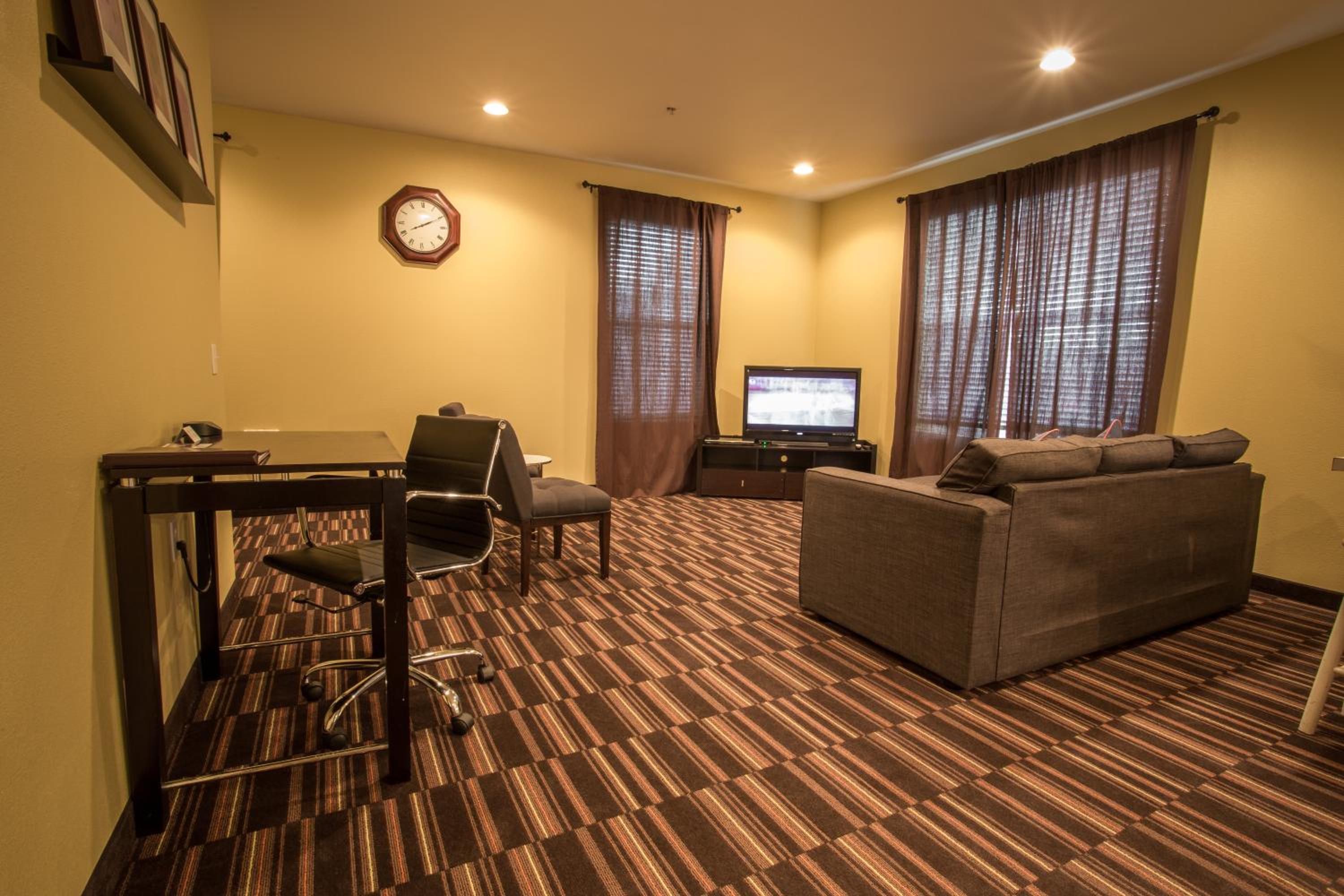 Executive Suite photo 2