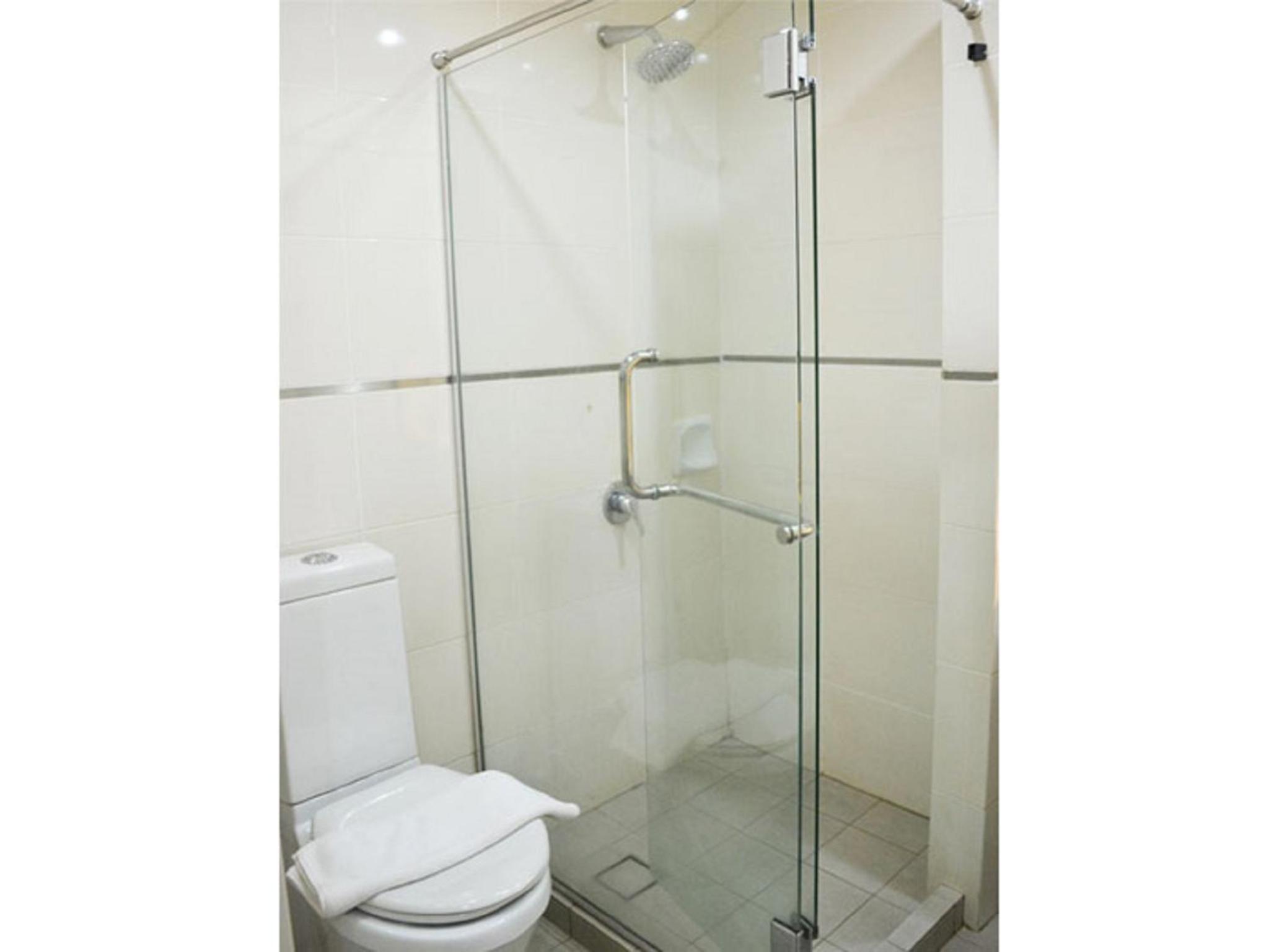 Double Room - Photo 7