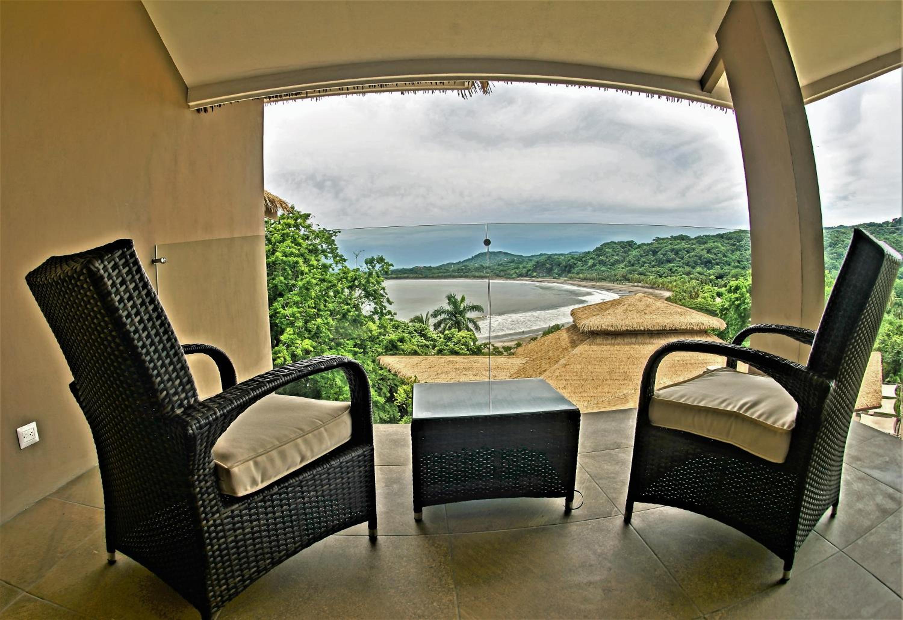 Deluxe Room - Photo 4