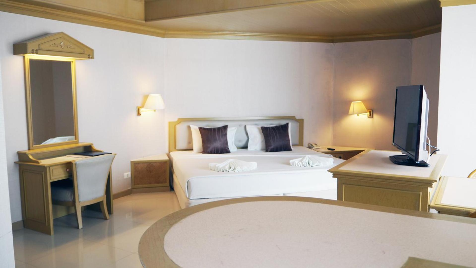 Executive Double Room (No Balcony) - Photo 4