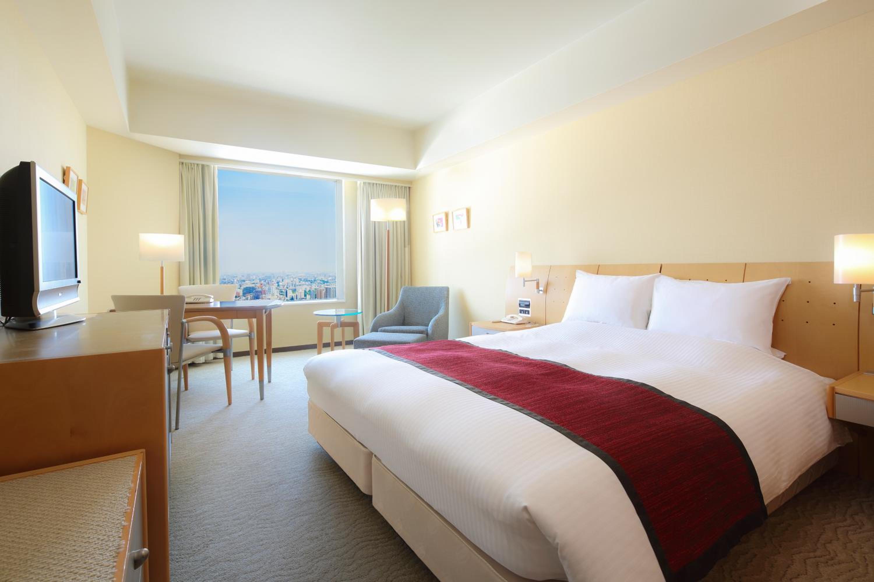 26th-33rd Floor Deluxe Double Room - Non-Smoking (with breakfast / Additional breakfast fee will be charged for children under 6 y/o)