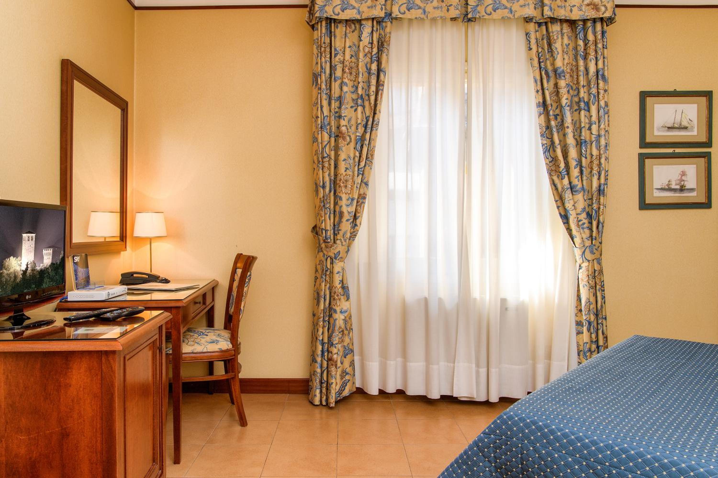 Economy Double or Twin Room - Photo 1