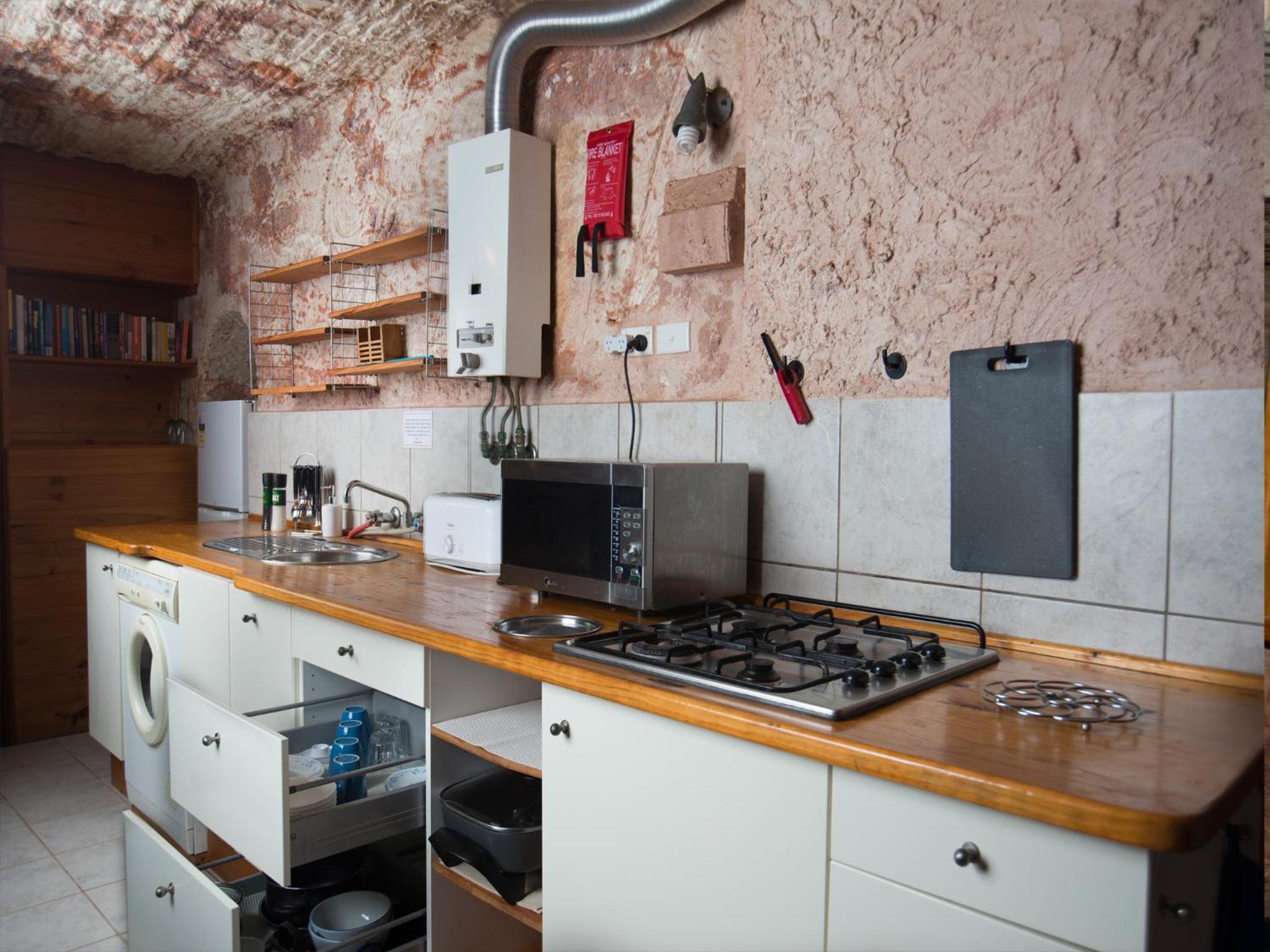 Studio Apartment - Underground  photo 2