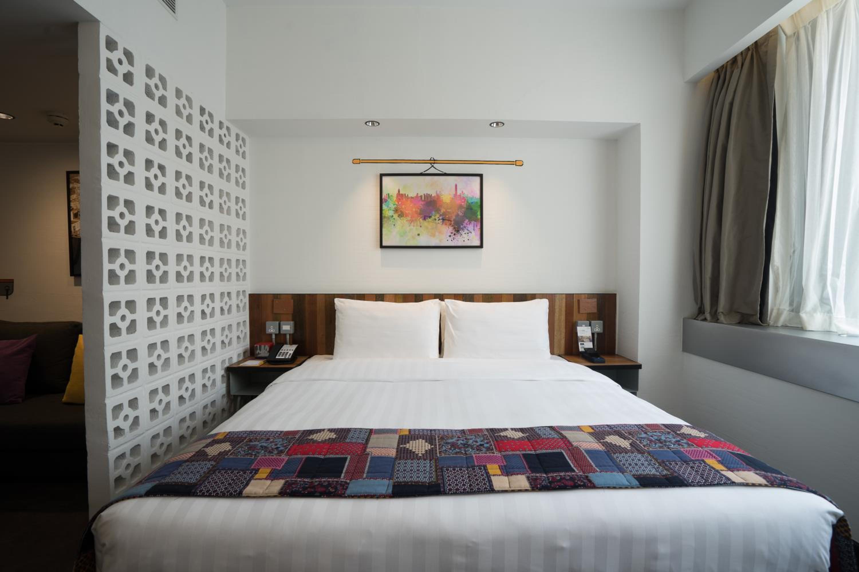 Elite King Room with Sofa Bed photo 3